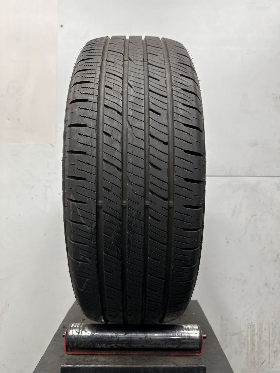 1 Used Sumitomo HTR Enhance CX 2 P235/55R19 2355519 235/55/19 105 V – 9/32