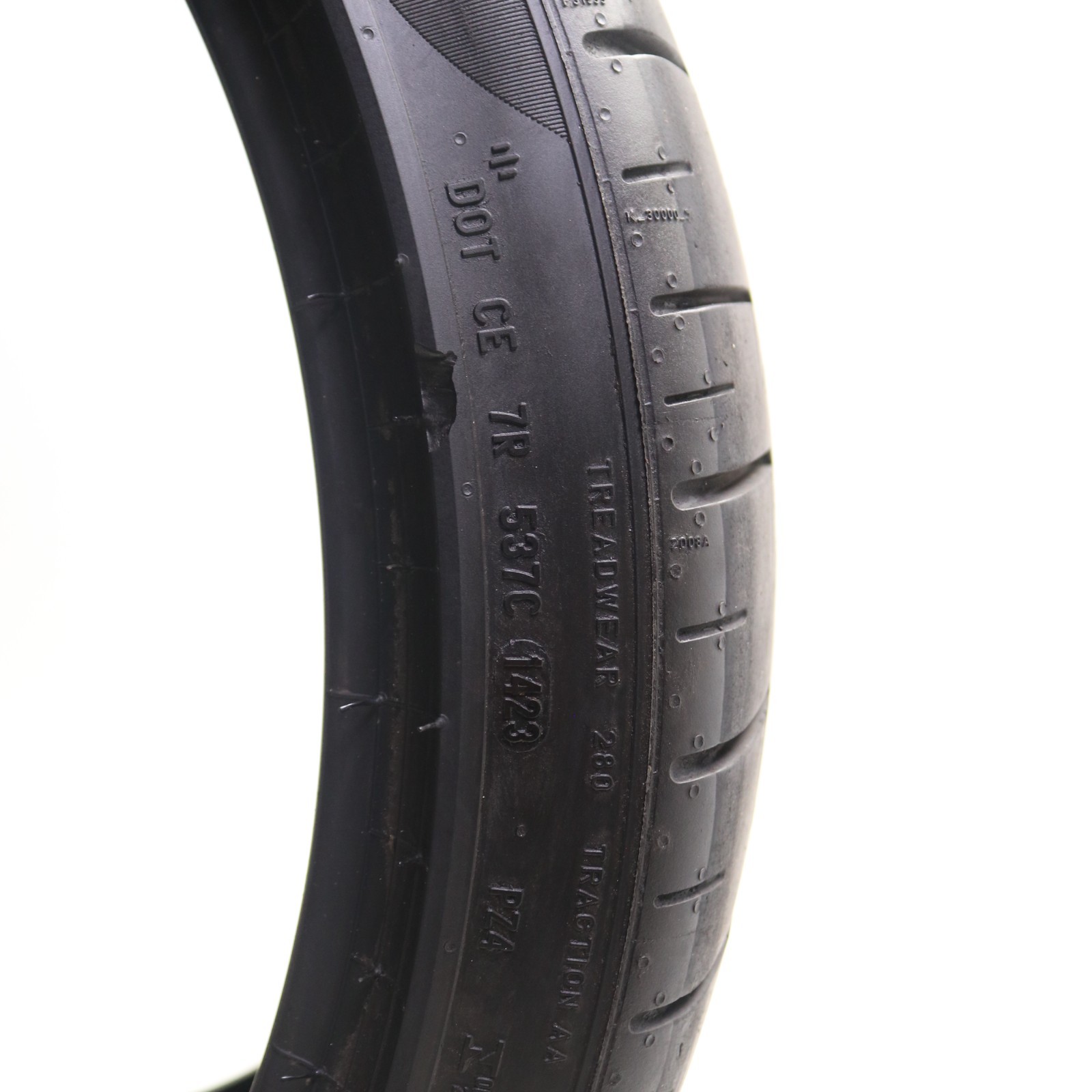 Set of 2 Used 315/30ZR22 Pirelli P ZERO PZ4 * – 107Y – 5.5-6.5/32 No Repairs