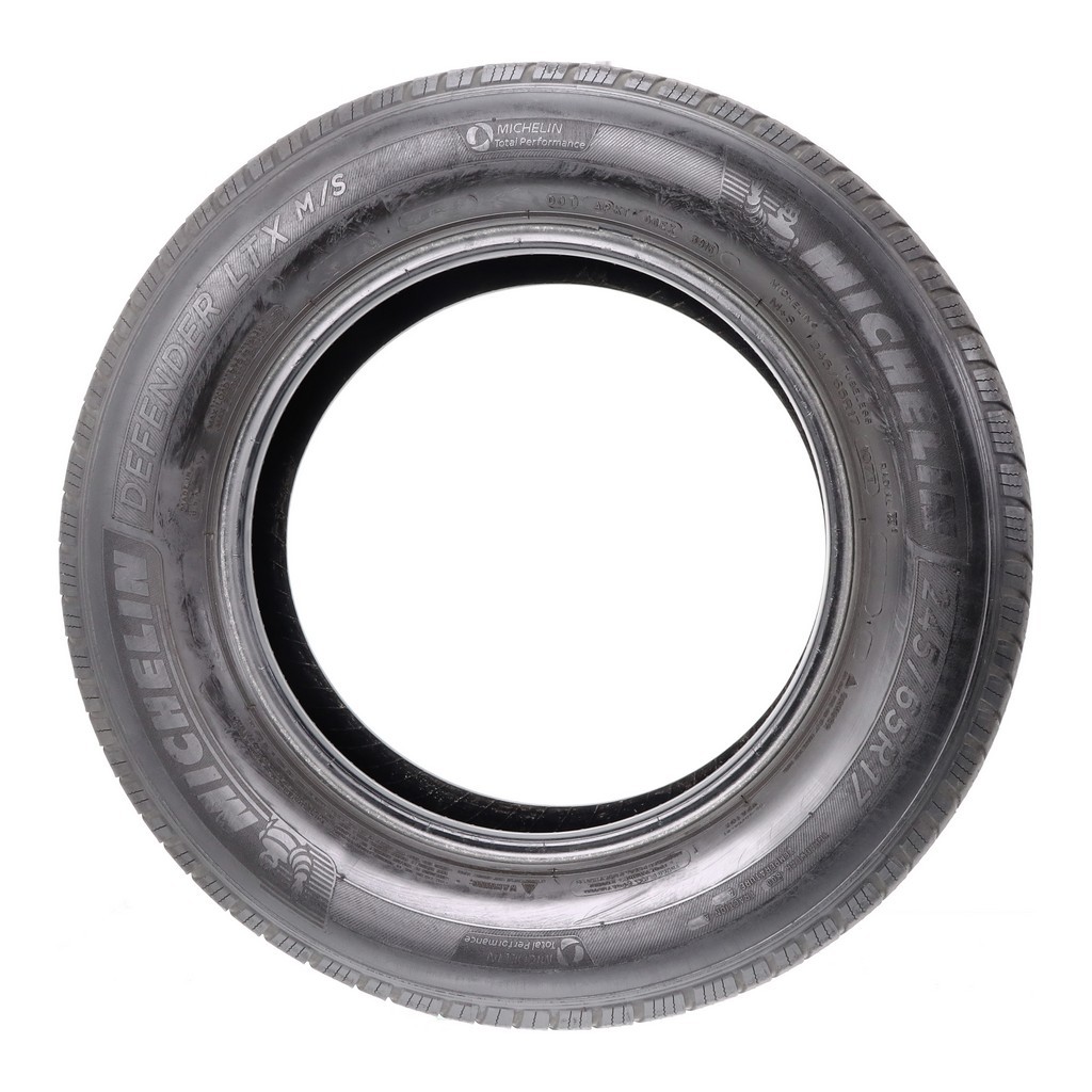 Set of (4) Used 245/65R17 Michelin Defender LTX M/S 107T – 7-8.5/32 (19IPQ)