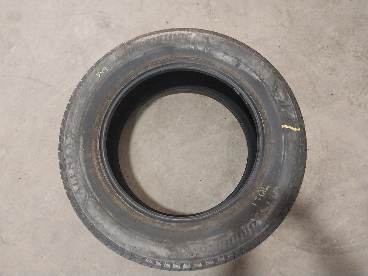 275/60 R20 Patched Bridgestone Alenza Tire 10/32 Tread Depth 3101549