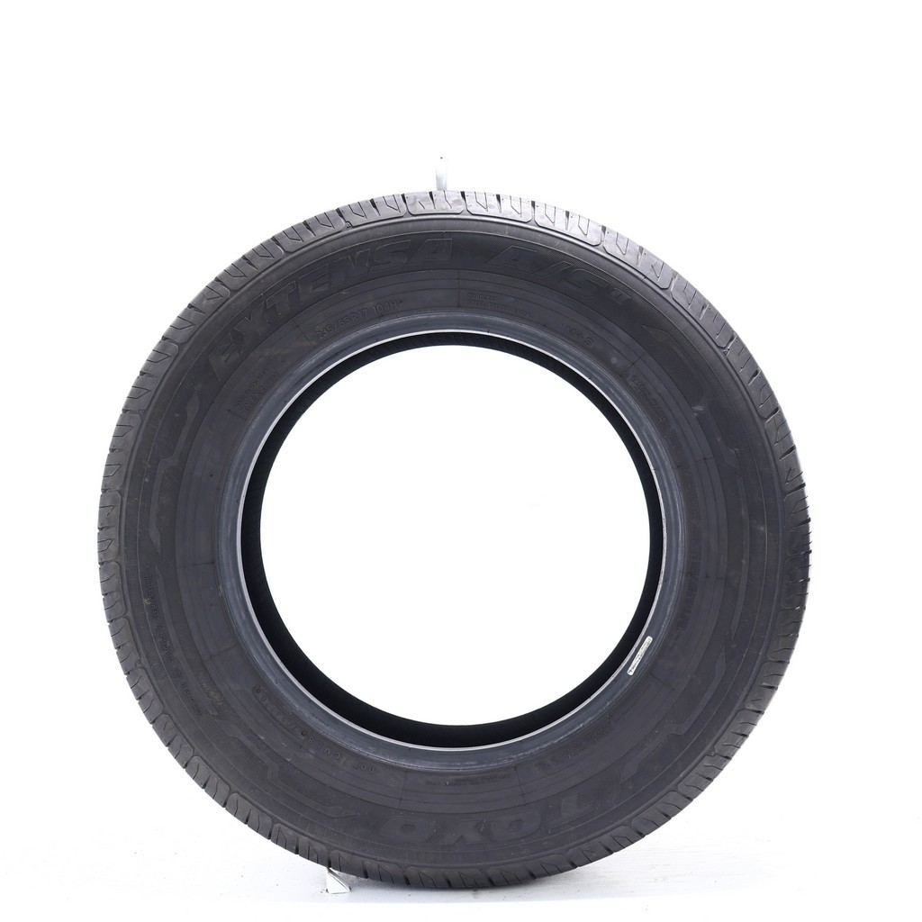 Set of (2) Used 235/65R17 Toyo Extensa A/S II 104H – 10/32