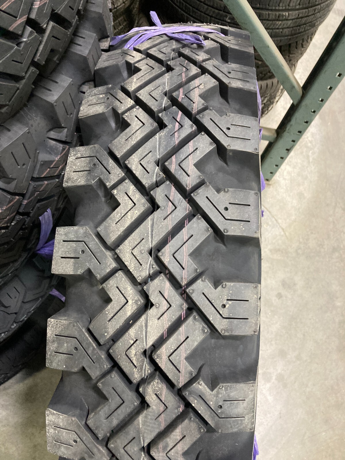 6 New Bias Tire 9.00 20 NUTECH N300 Super Traction 10ply Mud & Snow 9.00×20