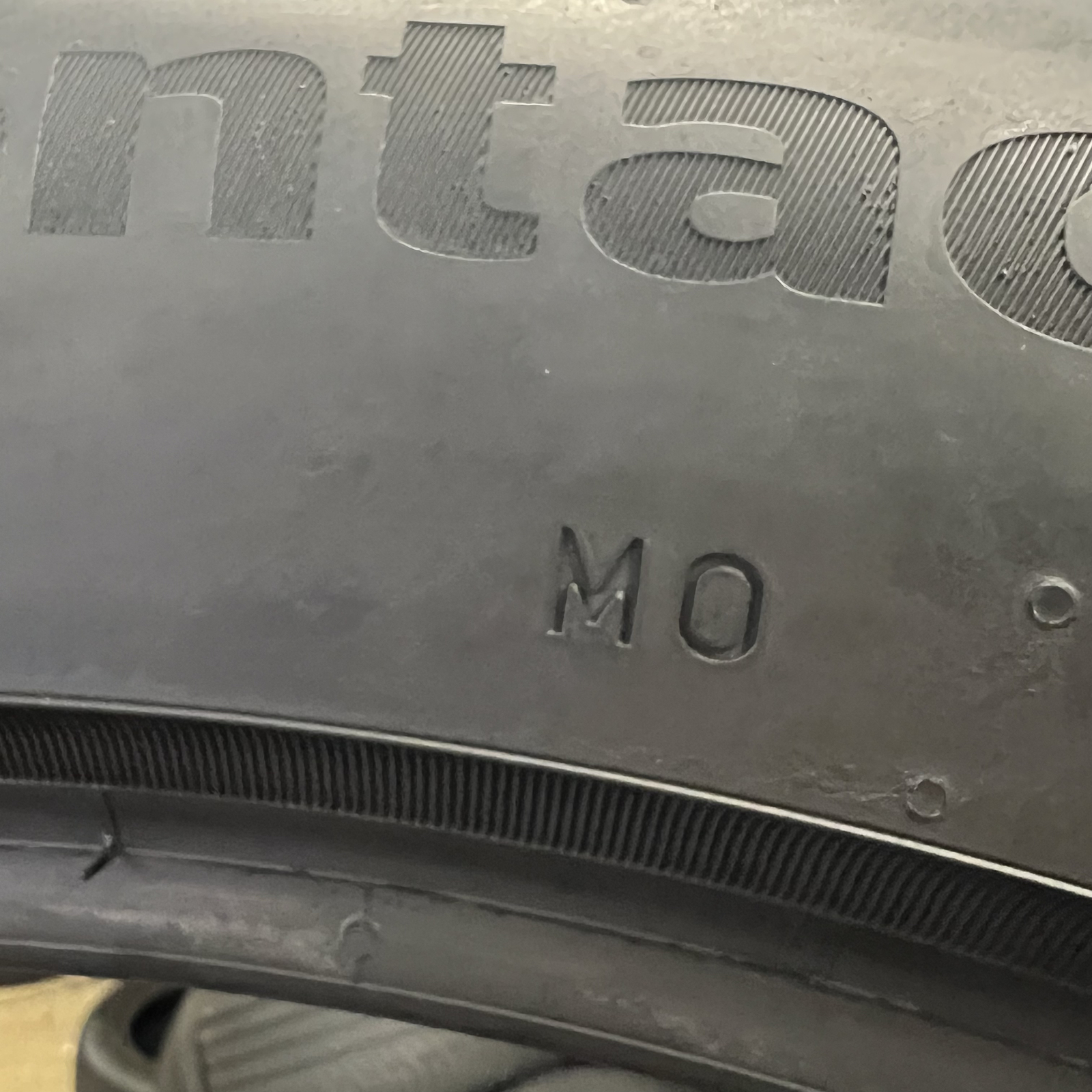 1 Tire LikeNEW Continental PremiumContact 6 MO 325/40R22 325/40/22 114Y