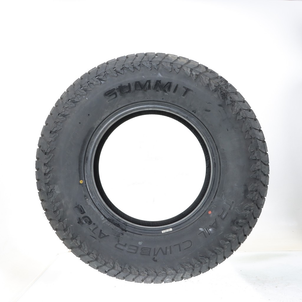 New LT 265/75R16 Summit Trail Climber AT02 123/120S (186GS)