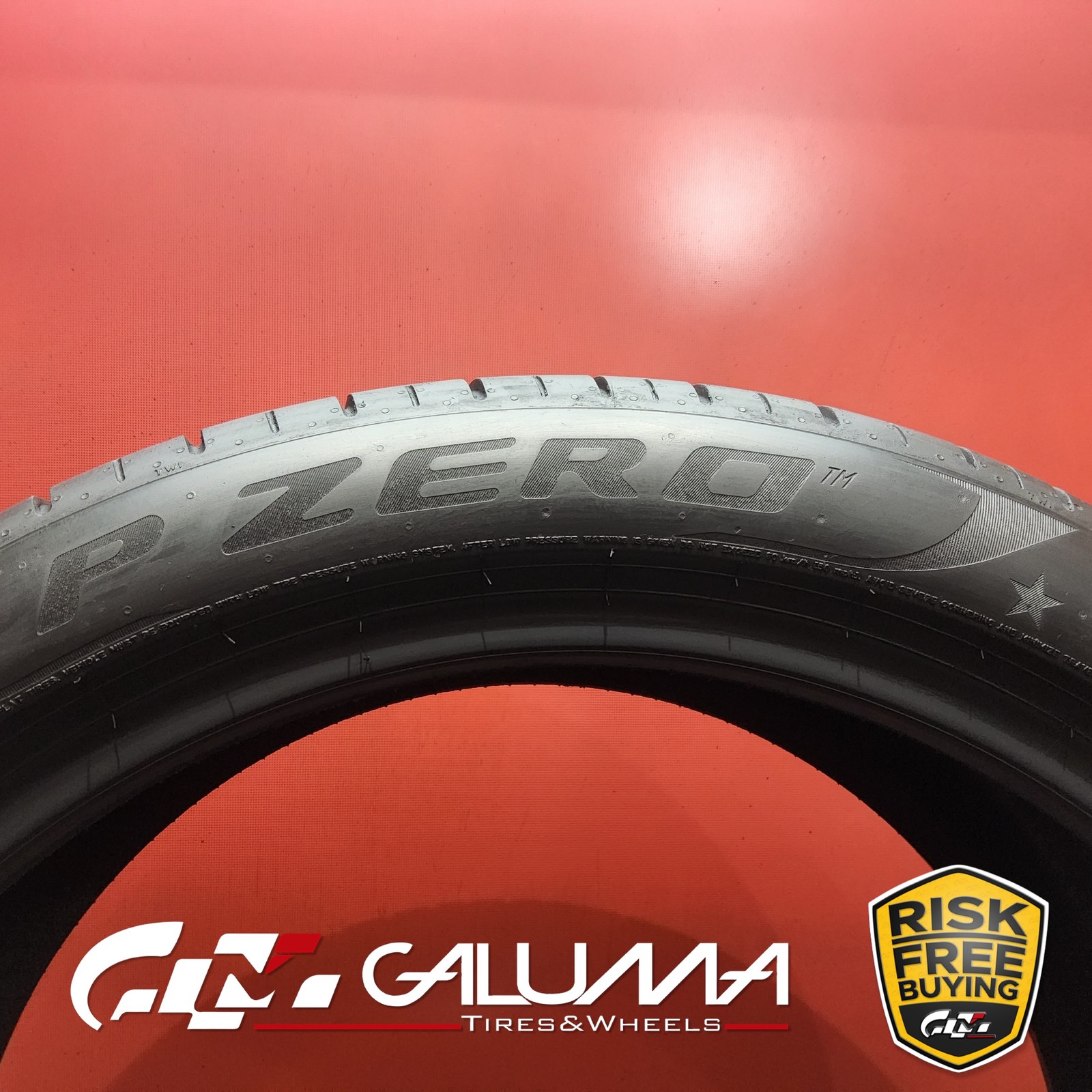 Set of 2 Tires LikeNEW Pirelli P Zero PZ4 ★ XL 315/35R22 315/35/22 111Y #94923