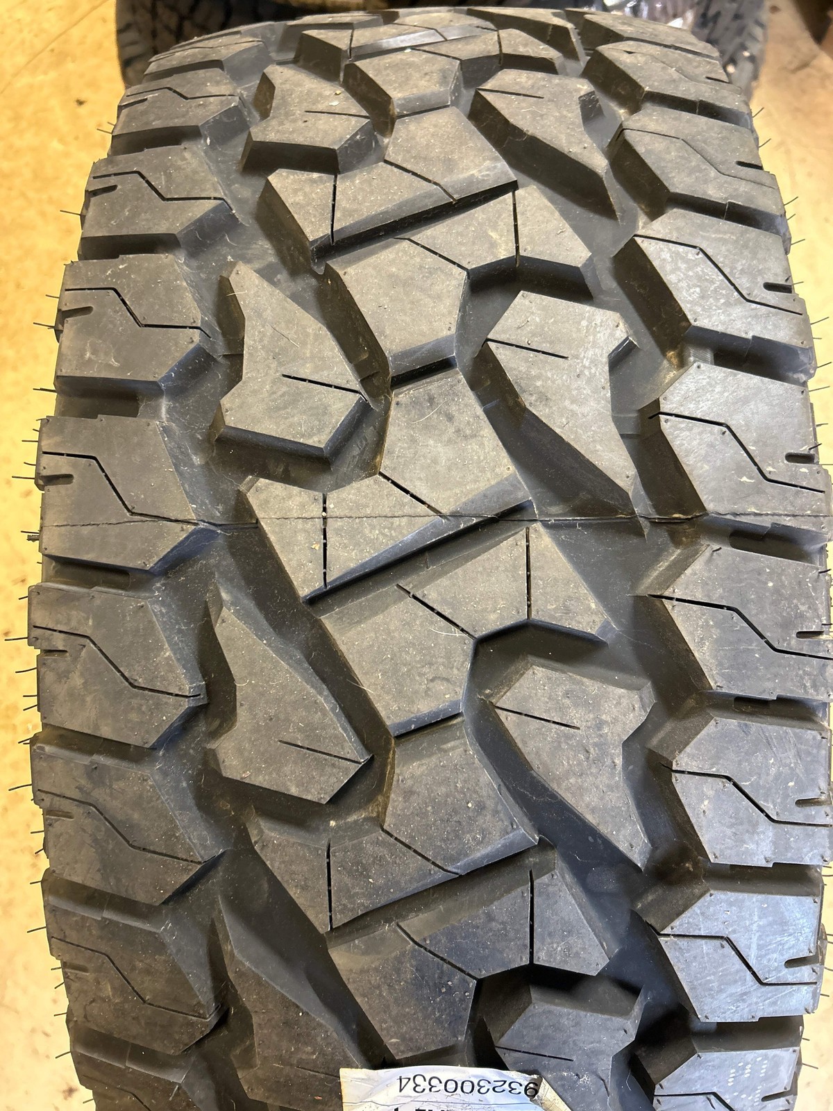 GLADIATOR X COMP X/T RWL LT 33 12.50 20 119Q RUGGED TERRAIN TIRE 1932300334