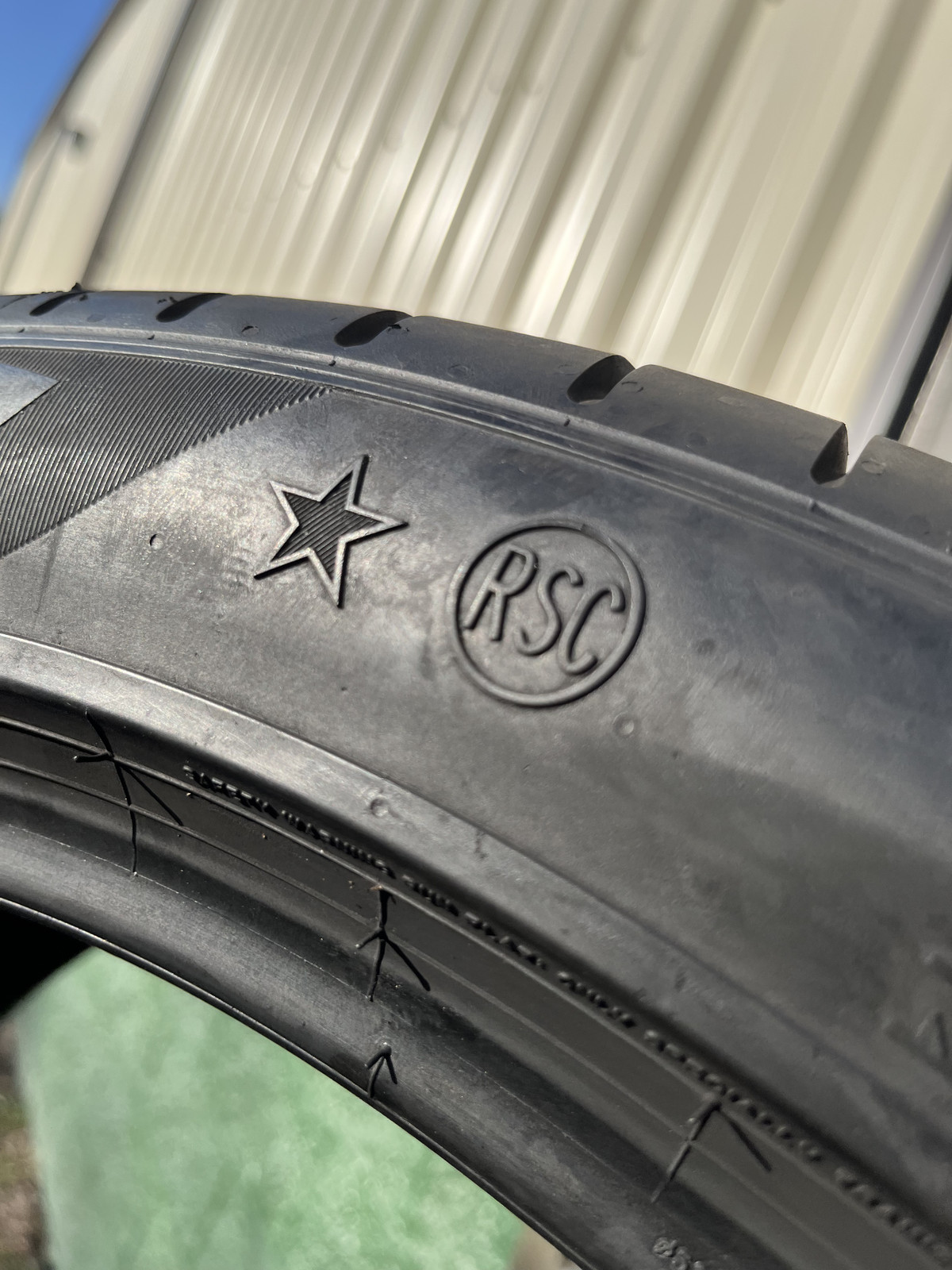 Set Of 2 Tires Pirelli P Zero PZ4 Run Flat ★ BMW 315/35R21 111Y DOT.1625 7.5/32
