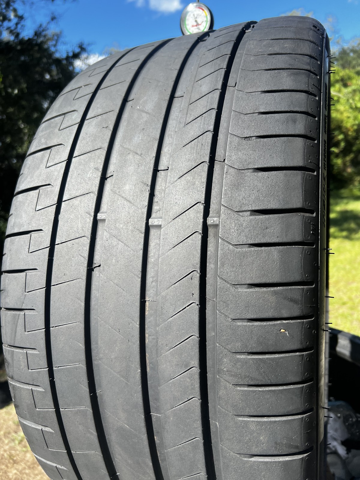 1 Tire Pirelli P Zero PZ4 ★ BMW HL 315/30R23 111Y DOT.2724 6.5/32 No Patch