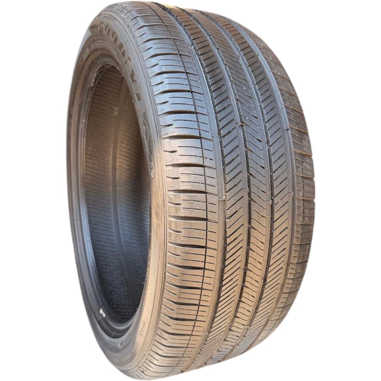 285/45R22 Goodyear Eagle Touring 114H DOT2724 9/32 2854522