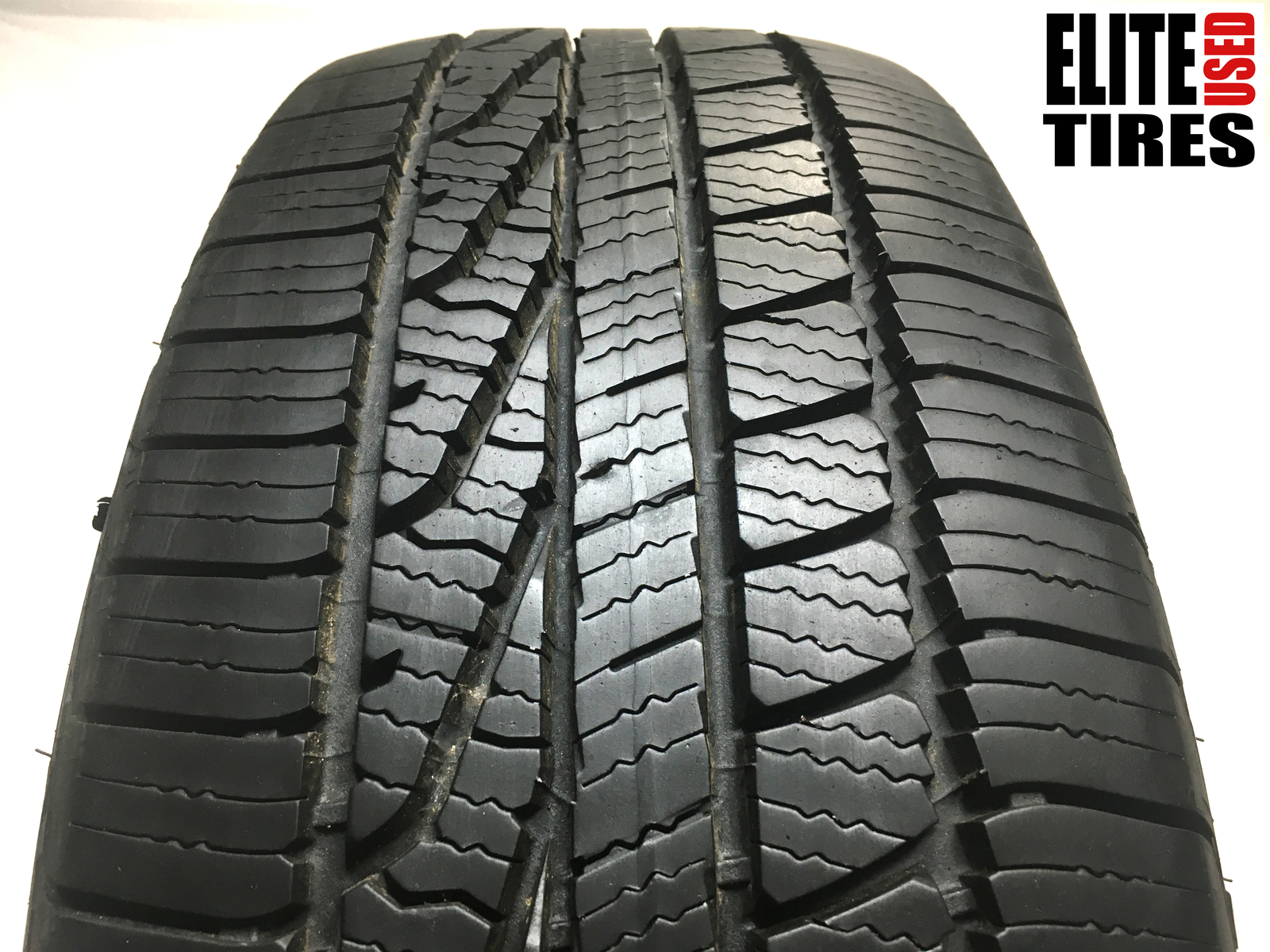 [1] Goodyear Assurance WeatherReady P225/60R18 225 60 18 Tire 9.0-9.5/32