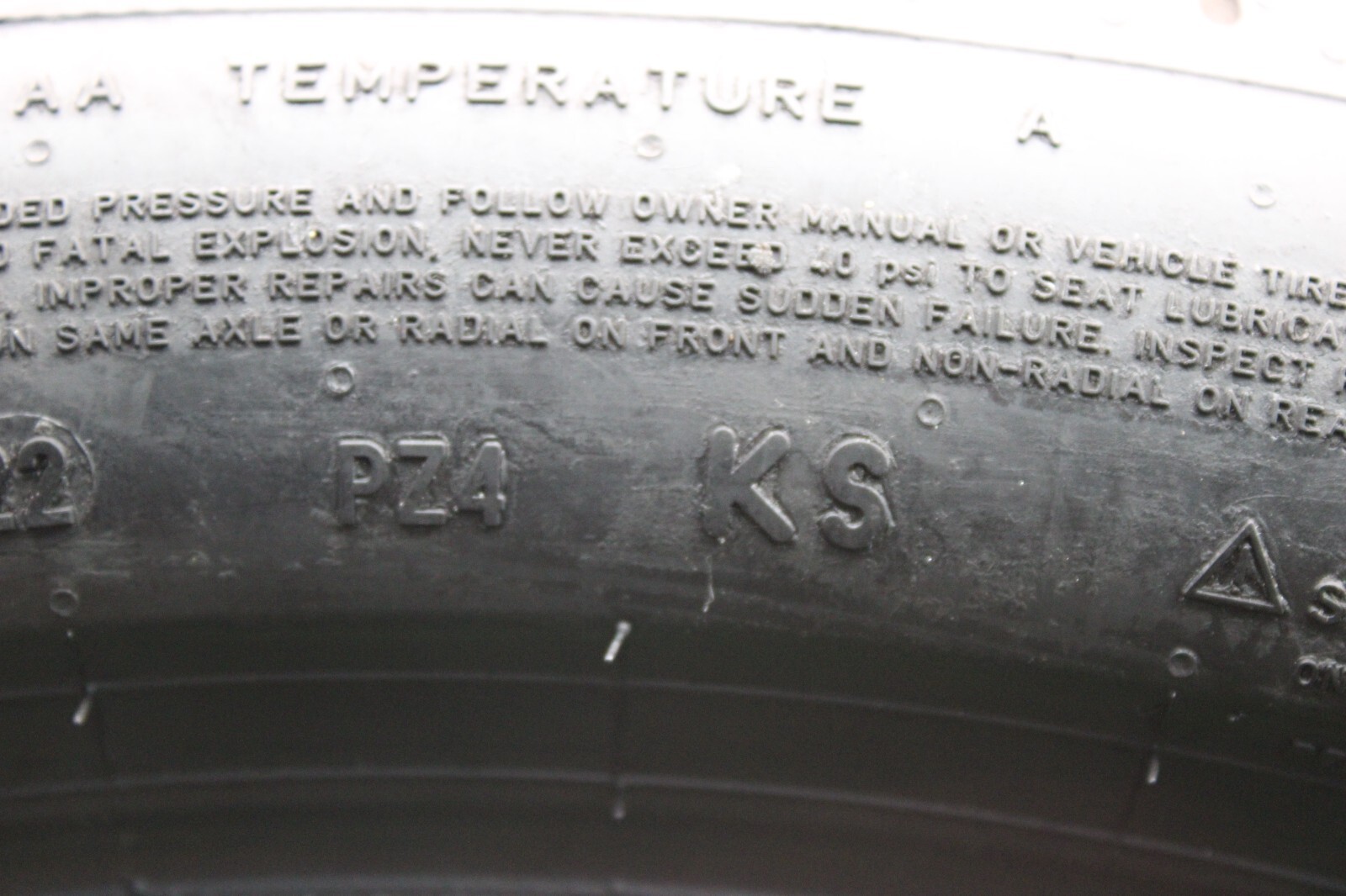1 Used Pirelli P Zero PZ4 KS ★ RFT 315/35R22 315/35/22 3153522 111Y