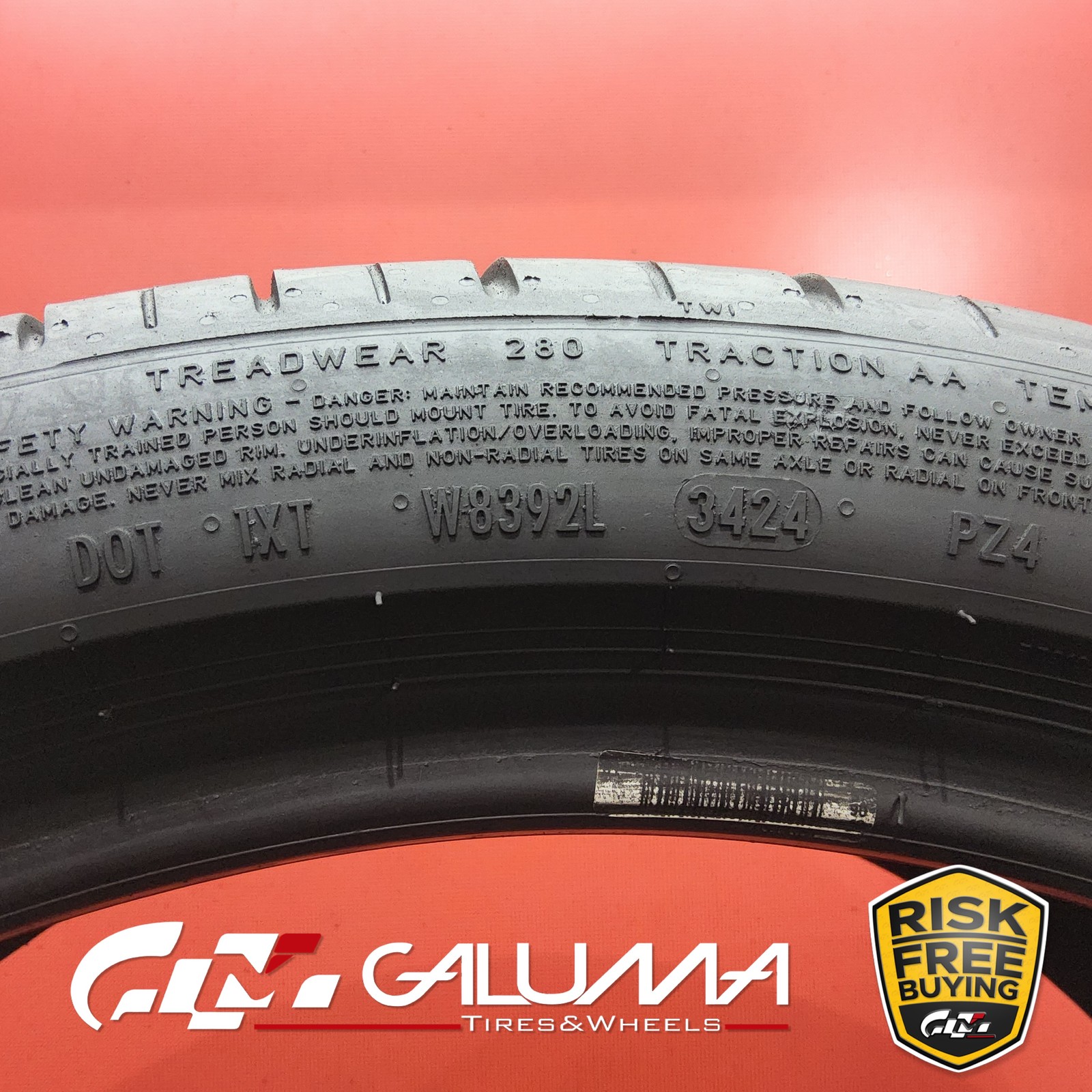Set of 2 Tires Pirelli P-Zero (PZ4) ★ XL 285/35R21 285/35/21 2853521 105Y #96026