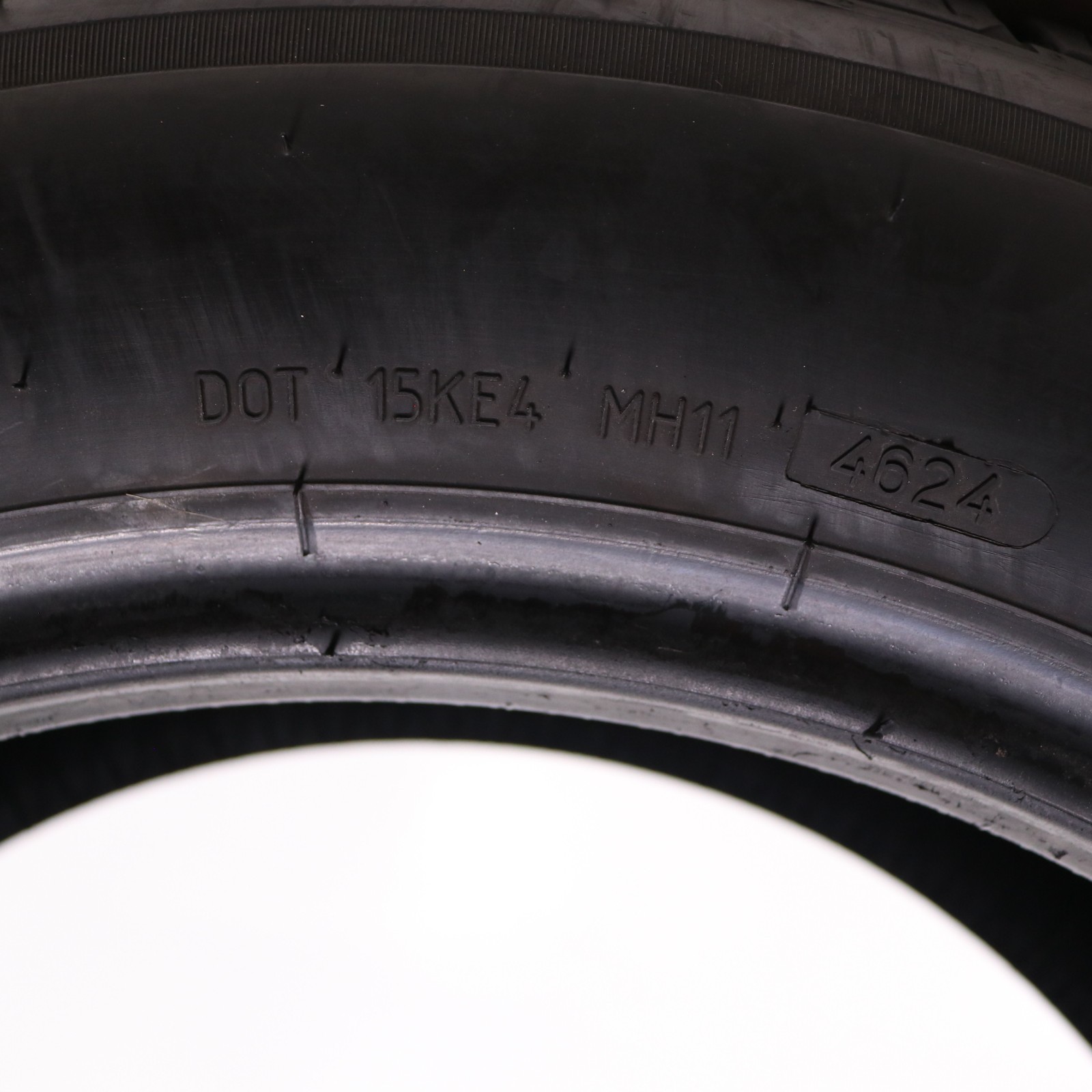 Set of 2 Used 225/60R18 BFGoodrich Advantage Control – 100H – 9.5-10.5/32
