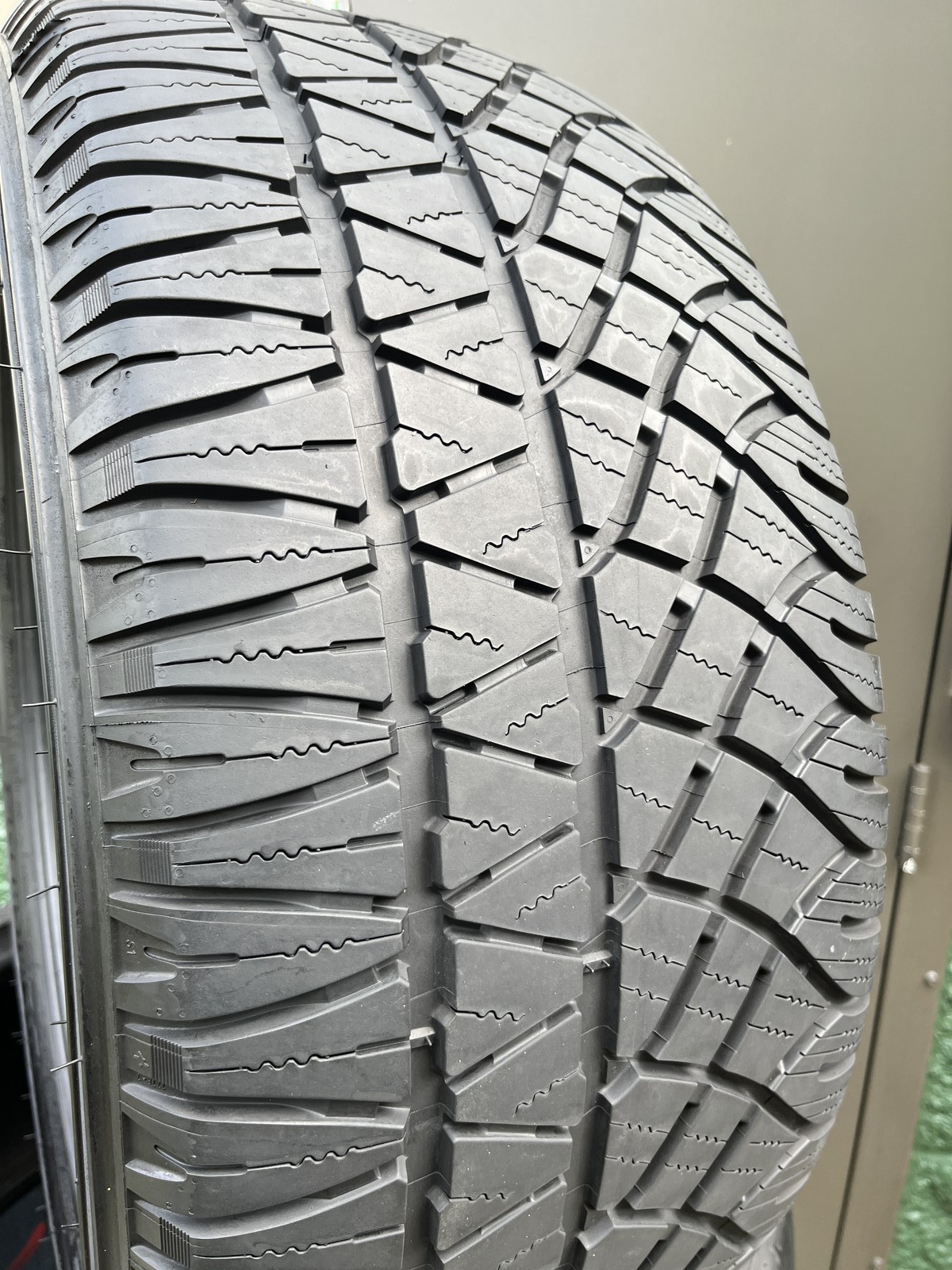1 Tire Michelin Latitude Cross MO1 285/45R21 113W DOT.0124 8/32