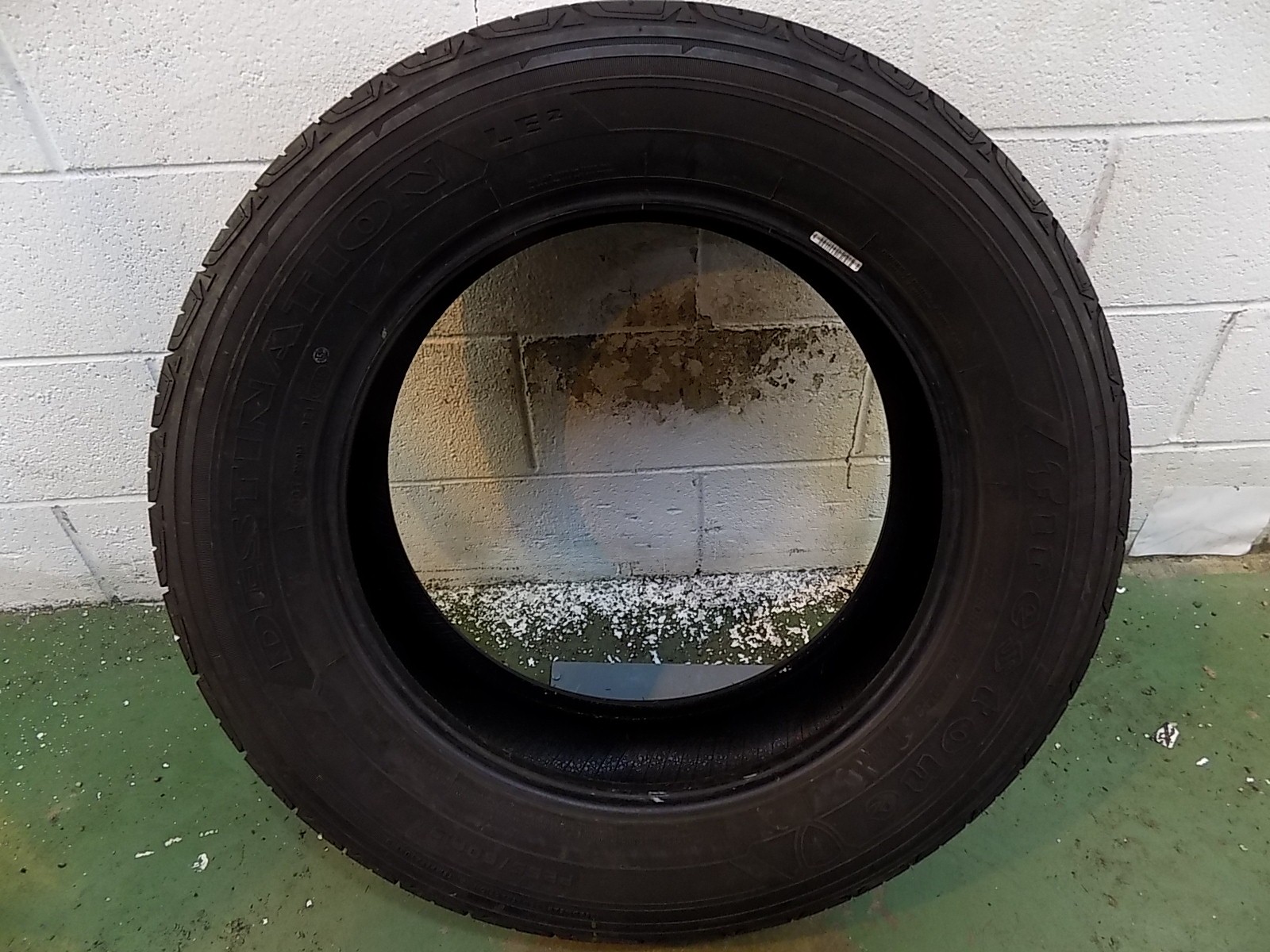 P255/60R19 Firestone Destination LE 2 108 H Used 8/32nds