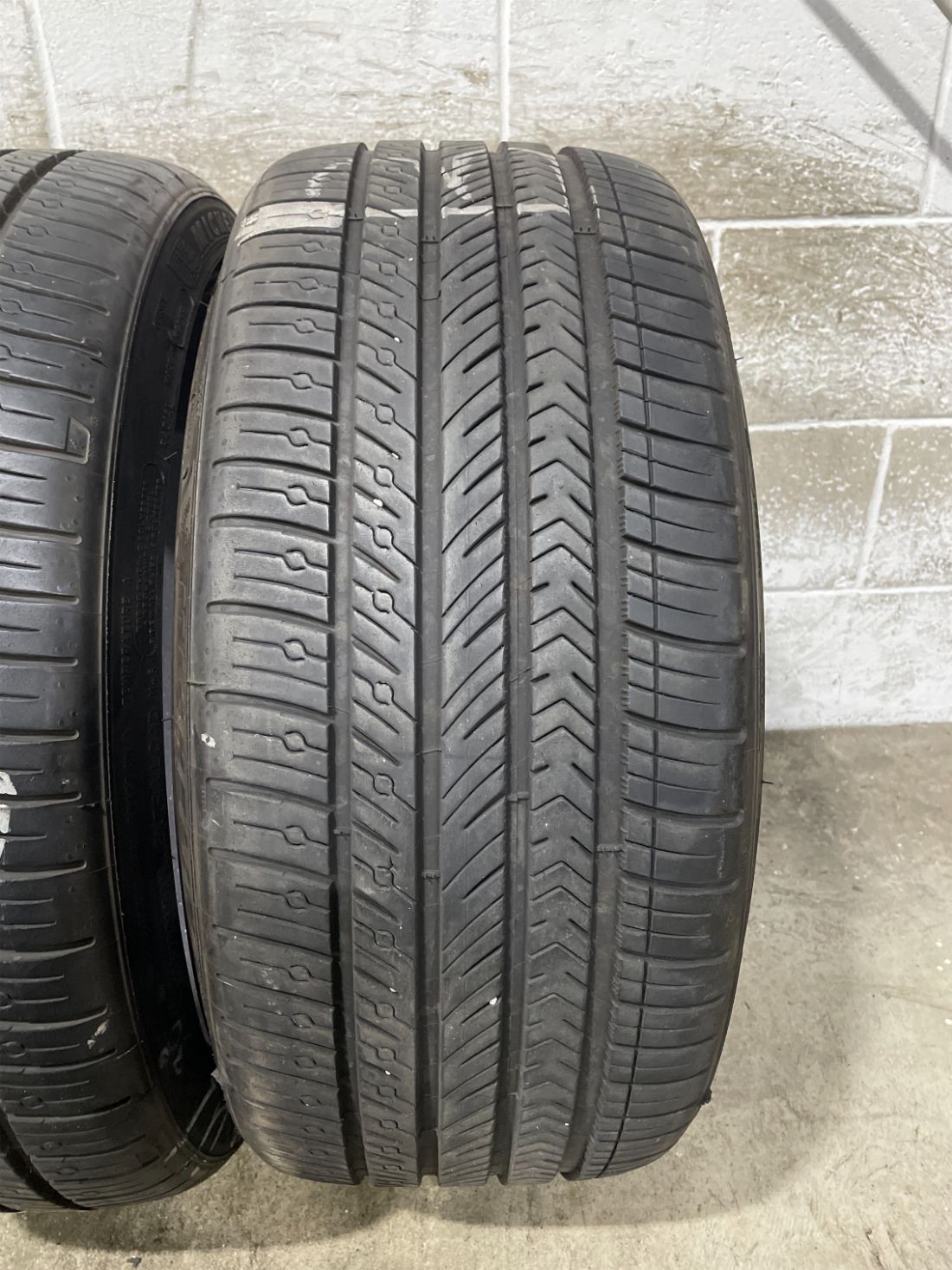 2x P255/35R21 Michelin Pilot Sport A/S 4 TO 8/32 98 W Used Tires 2553521