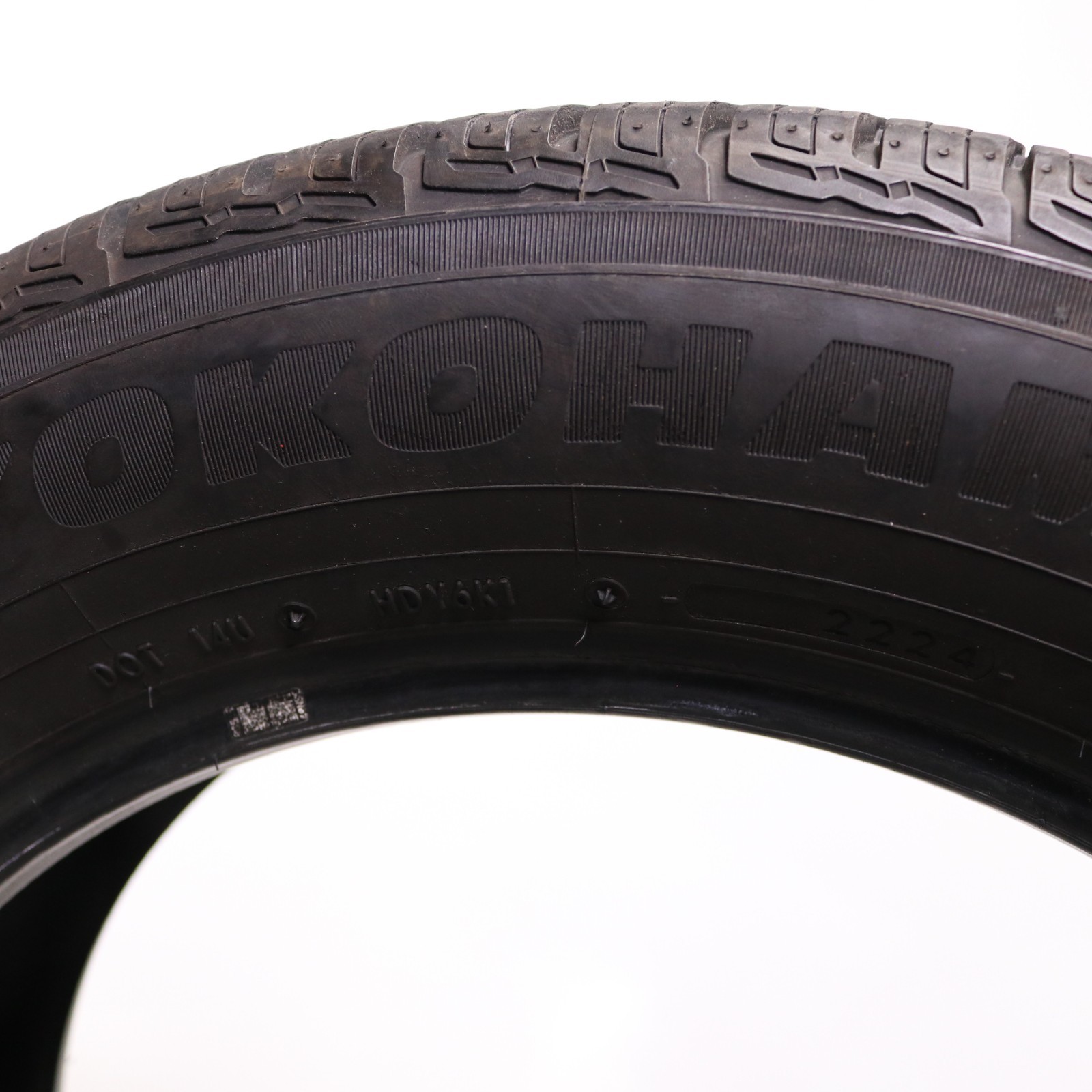 Set of 4 Used 225/60R18 Yokohama YK-CTX – 100H – 9-10/32
