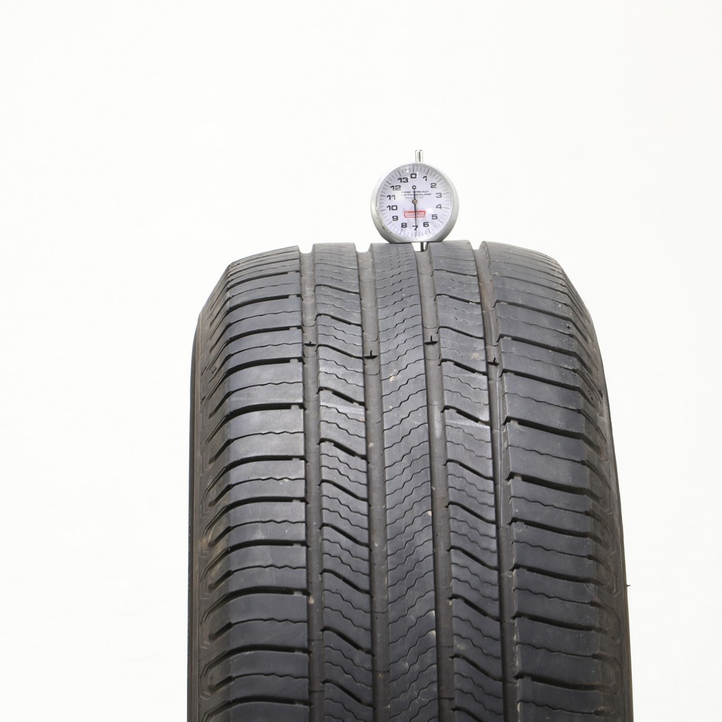 Set of (4) Used 235/65R17 Michelin Defender 2 104H – 6-7.5/32
