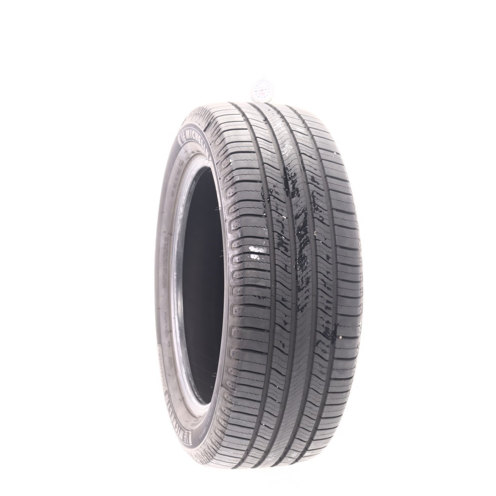 Set of (4) Used 245/55R19 Michelin Defender 2 107H – 9-10/32