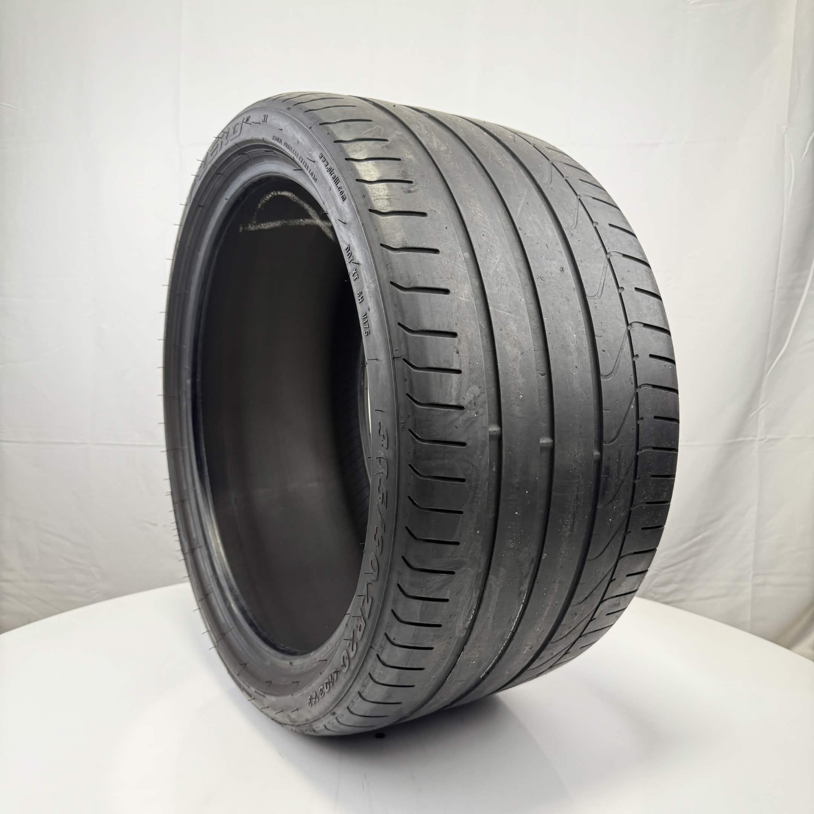 Used 305/30ZR20 Pirelli P Zero N1 103Y 5/32 (DOT 22)