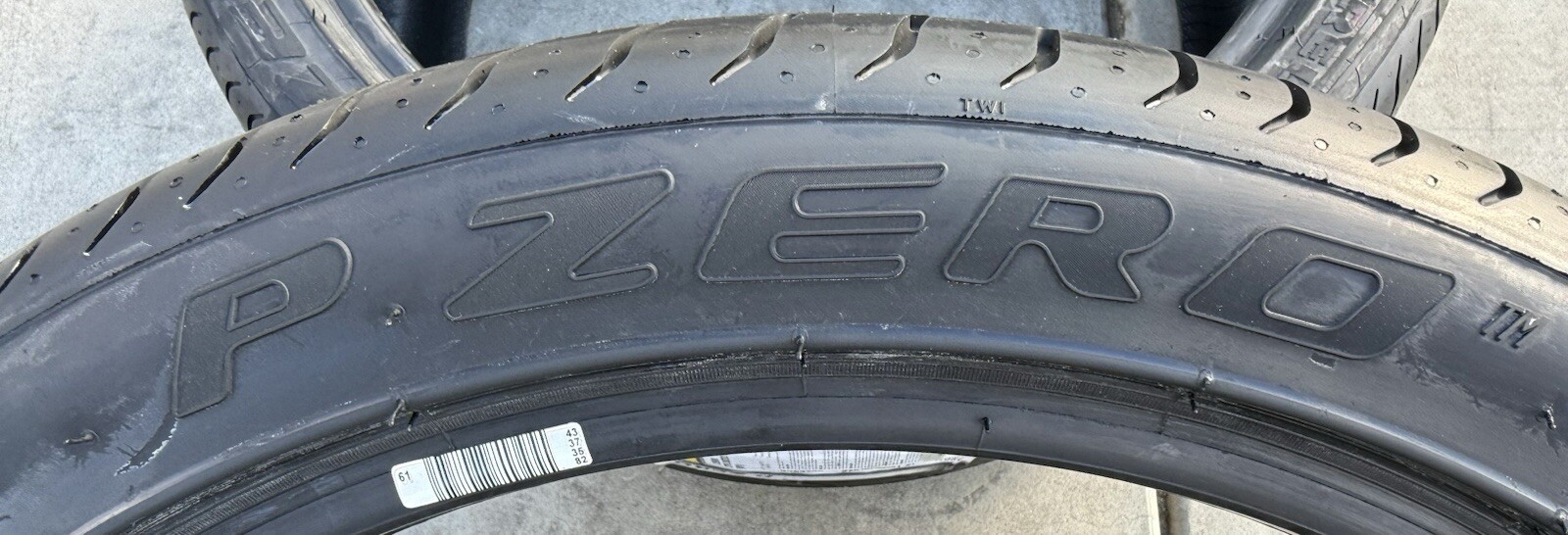 FOUR BRAND NEW 275/35ZR21 Pirelli P Zero Tires For Bentley & Audi RS6 / RS7 / S8