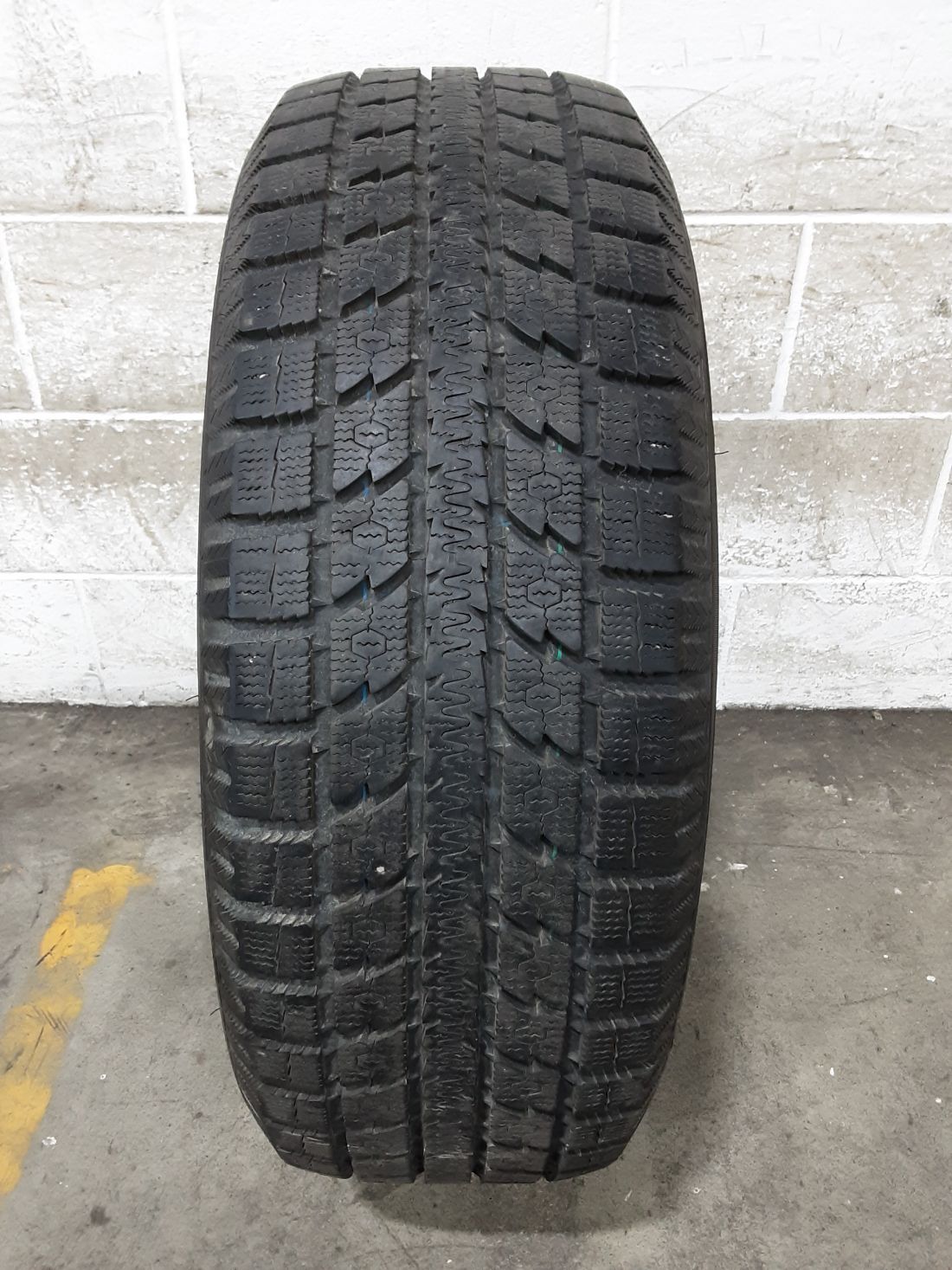 1x P235/55R20 Toyo Observe GSI 5 10/32 Used Tire