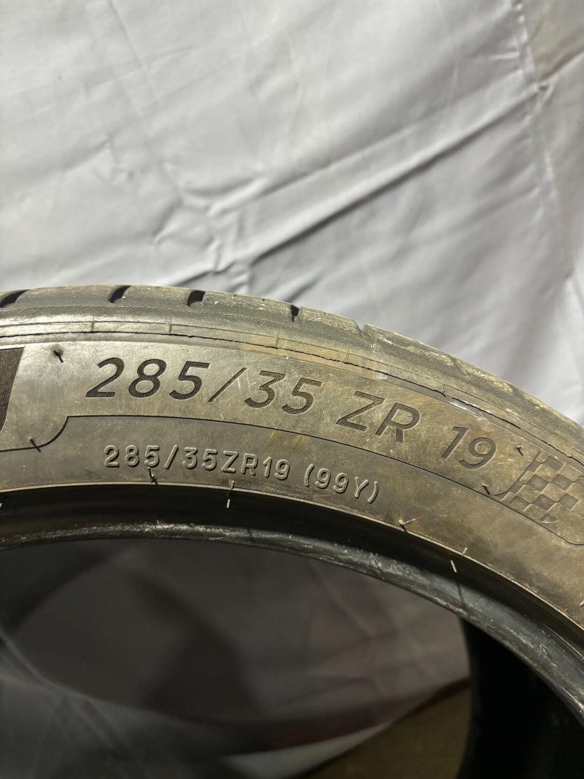 1(One) 285/35ZR19 Michelin Pilot Sport A/s 4 ZP 99Y Runflat – 6/32