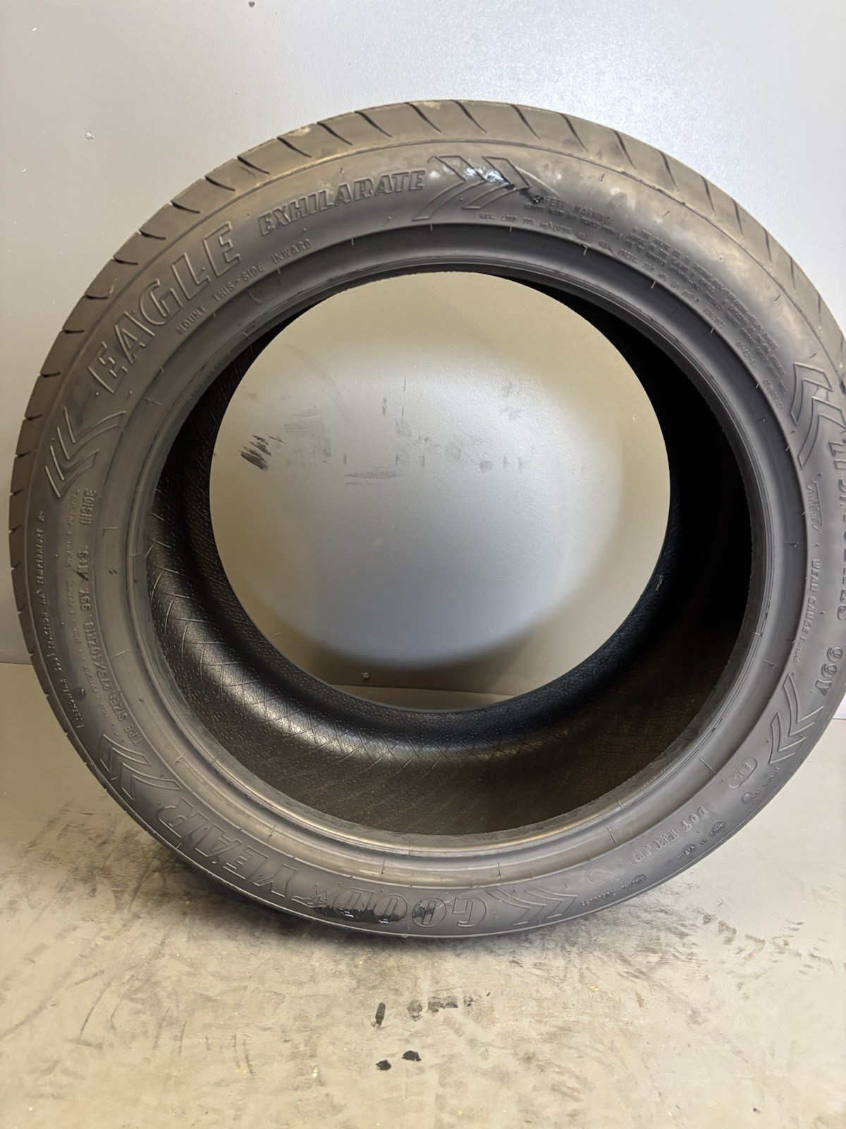275/40zr18 Goodyear Eagle Exhilarate Dot0124 10/32 No Patches Or Plugs
