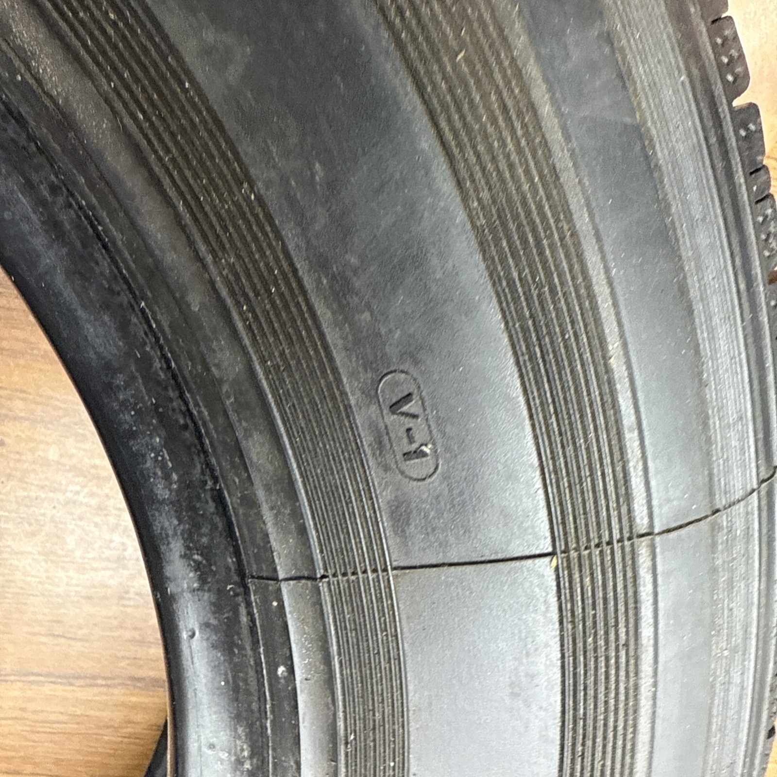 Michelin 185 – SR 380 / 185-15 X Made In France Tire #4 Triumph Jaguar MG ??