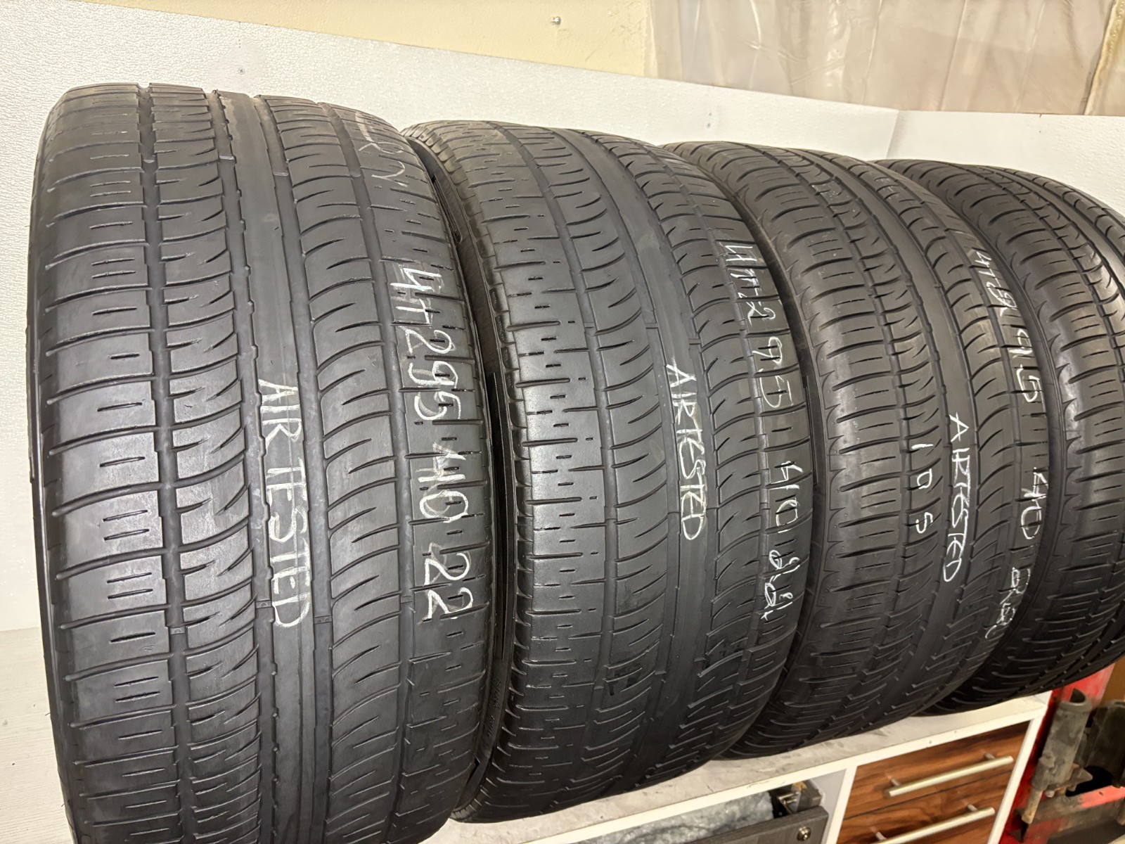 NO SHIPPING ONLY LOCAL PICK UP Set 4 tires 295 40 22 Pirelli Scorpion Zero