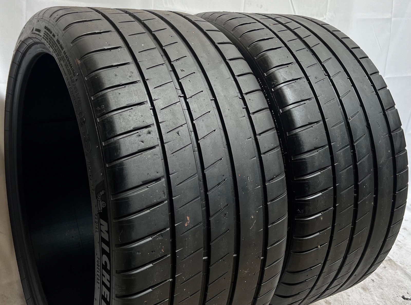 2 – TAKEOFF 305/30ZR21 XL (104Y) Michelin Pilot Sport 4 S (NA0) Porsche – 3040
