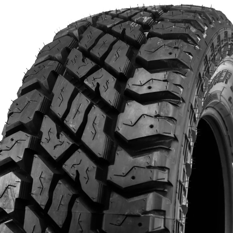 Cooper Discoverer S/T Maxx LT265/70R18/10 124/121Q Tire