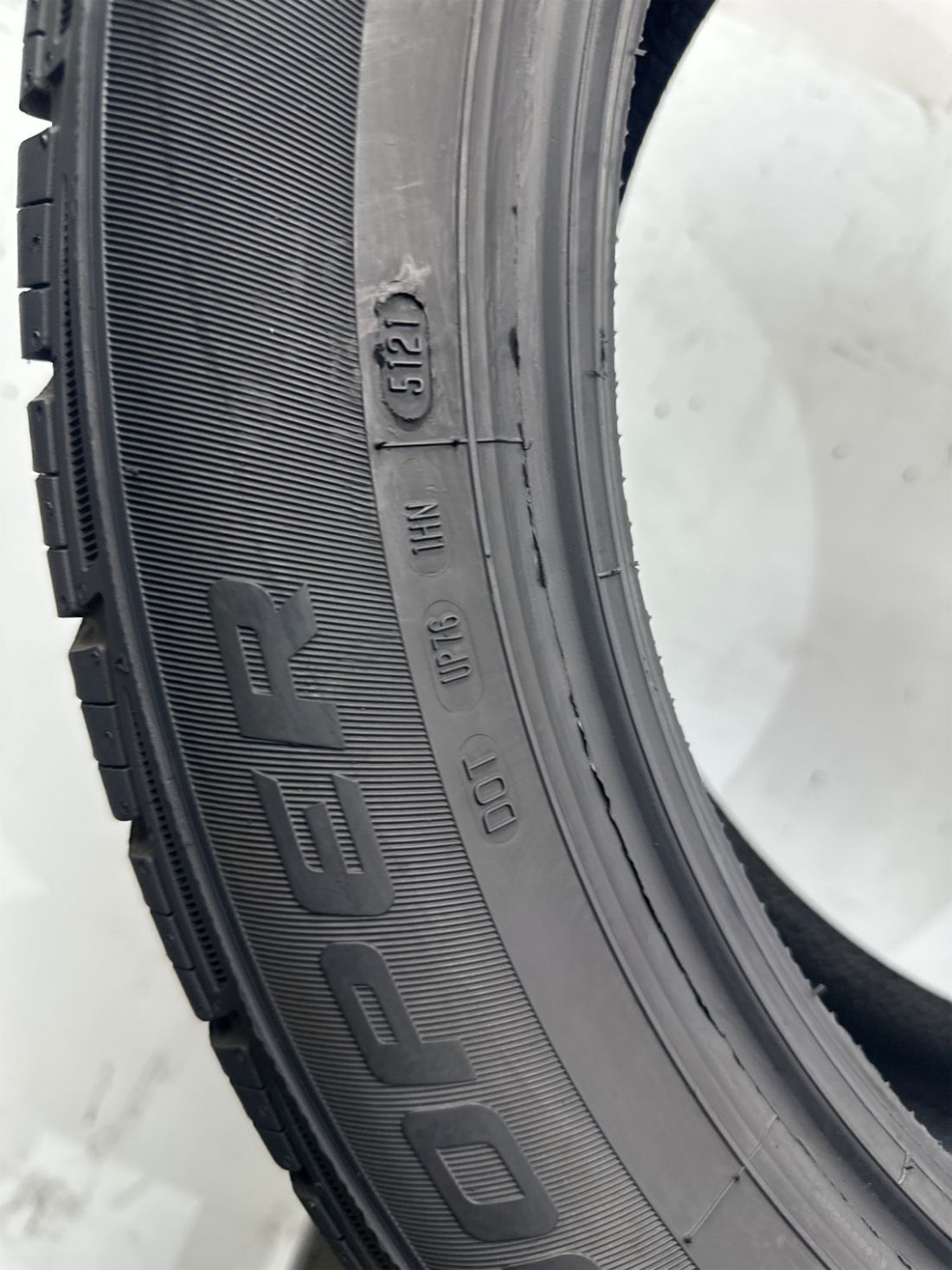 1 Used Cooper Adventurer H/T P245/50R20 2455020 245/50/20 102 H – 11/32