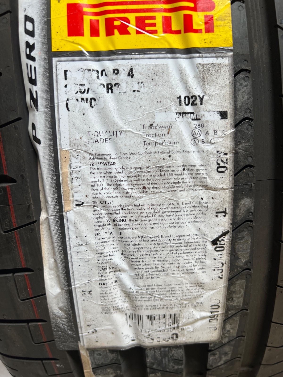 2 – NEW 255/40R21 XL (102Y) Pirelli P Zero PZ4 SEAL PNCS (*) BMW OEM – 7094
