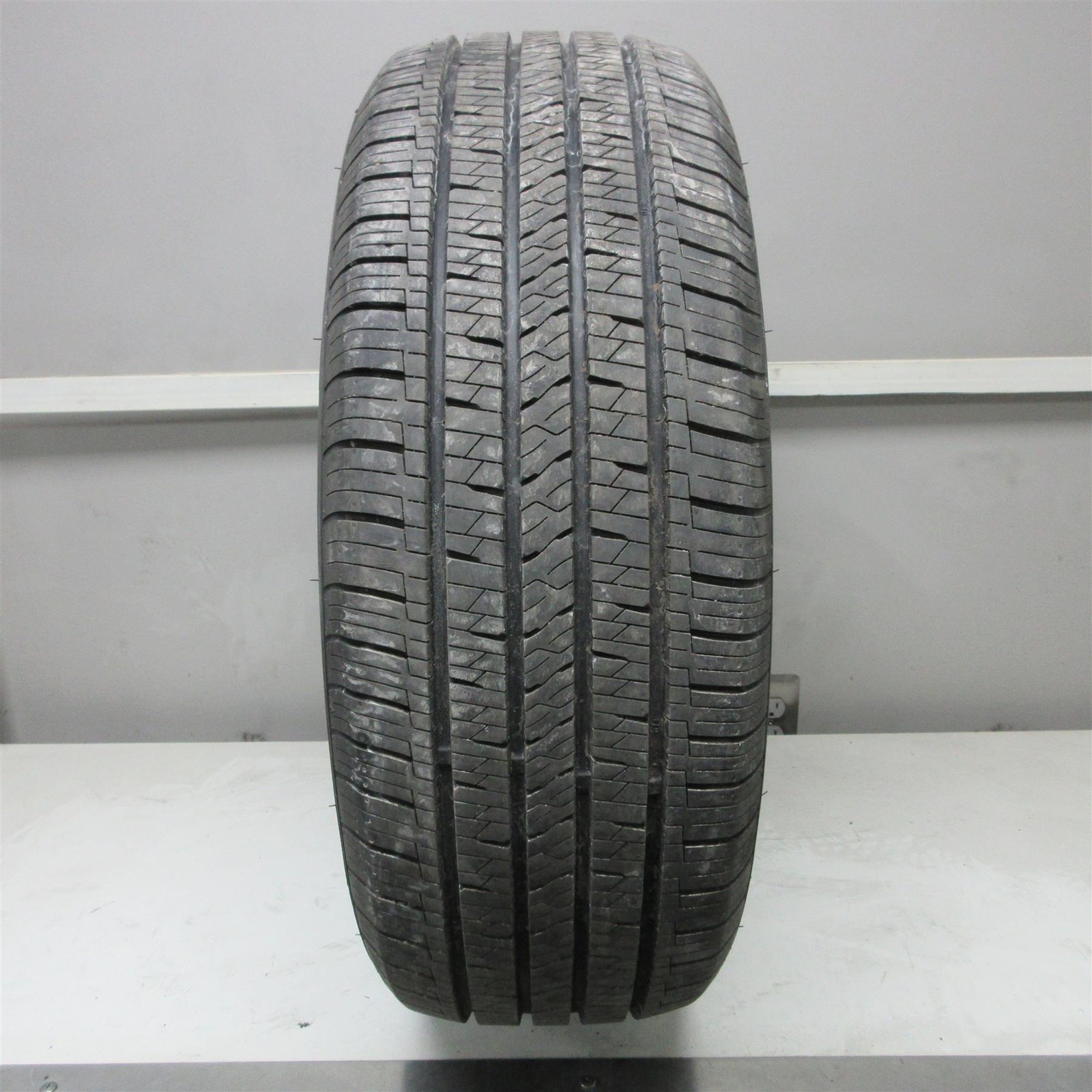 225/55R19 West Lake Foray RP218 99V Used Tire (10/32nd) NO PATCHES! (QTY 1)