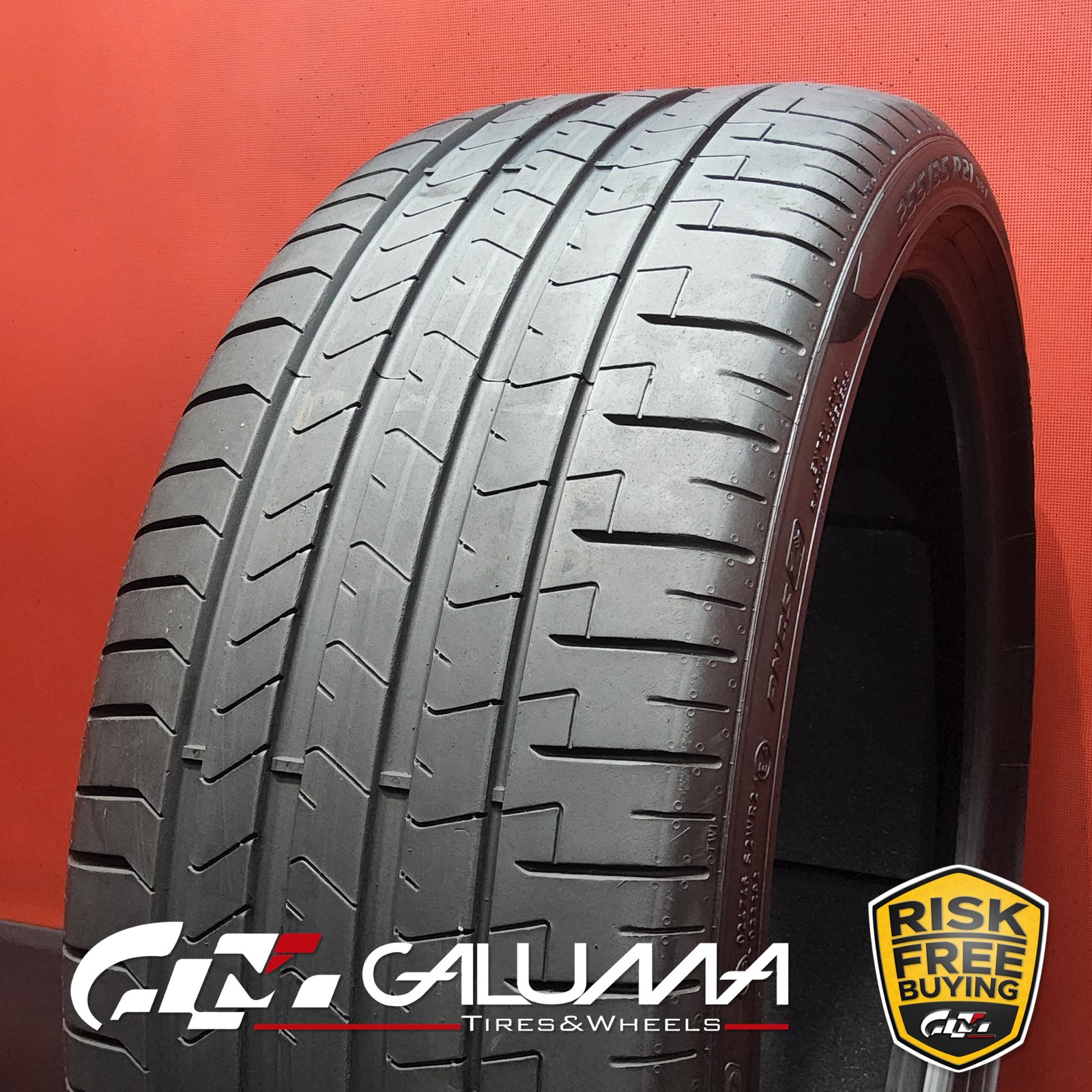 1 Tire LikeNEW Pirelli P-Zero (PZ4) PNCS 255/35R21 2553521 98Y No Repairs #95224