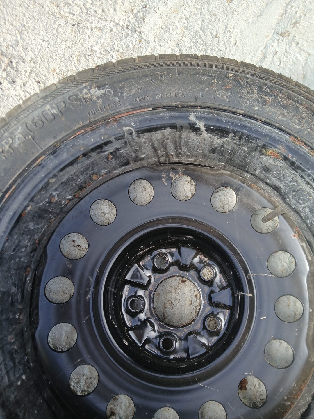 2010-2017 CHEVROLET EQUINOX TERRAIN MAXXIS SPARE DONUT TIRE 17X4.5T OEM 145/70