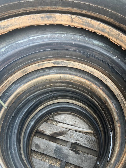 9.00×20 Snow Type Design Tube Truck Tires