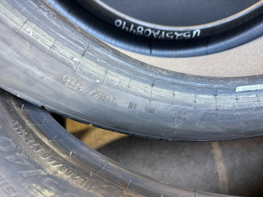 (QTY 2) HL265/40R22 Pirelli P-Zero PZ5 109Y XL Black Wall Tires 99% LUCID TIRES