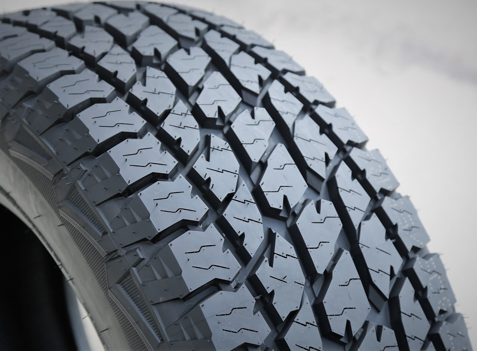 2 Landspider Wildtraxx A/T 265/60R20 121/118S E 10 Ply Tires 55k Mi Warranty