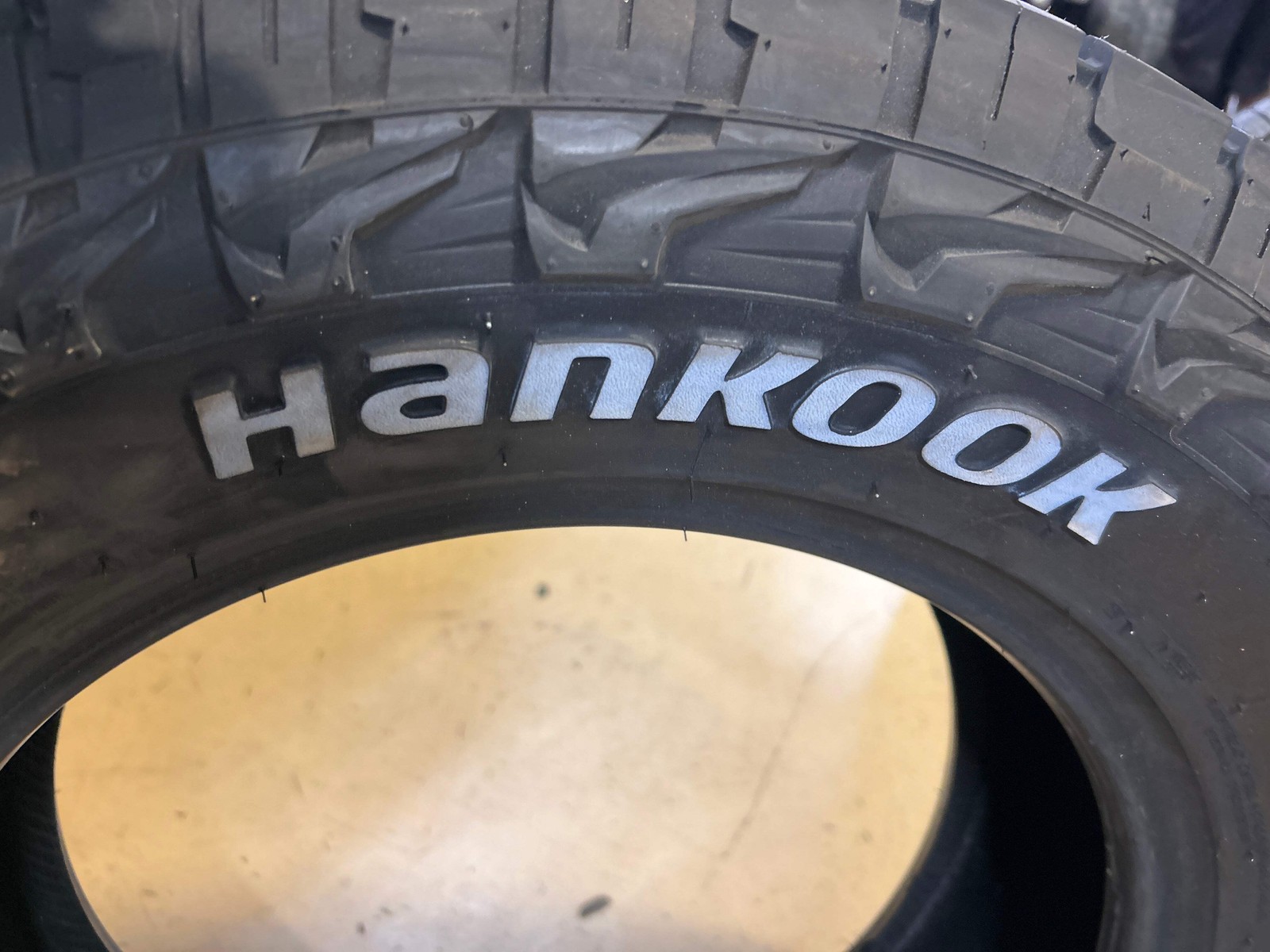 2 HANKOOK DYNAPRO AT2 XTREME RWL P 245 65 17 111T XL ALL TERRAIN TIRE 1029784