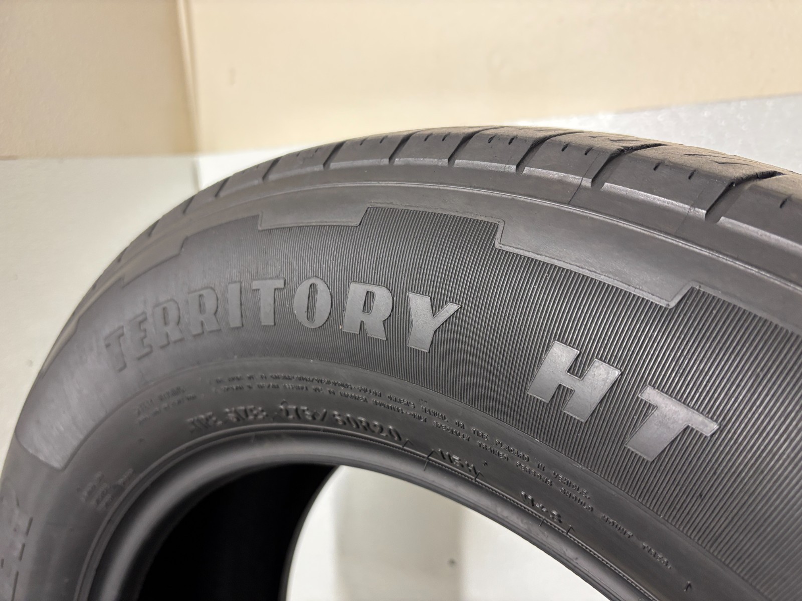 NO SHIPPING ONLY LOCAL PICK UP Set 4 Tires 275 60 20 Goodyear Wrangler Territory