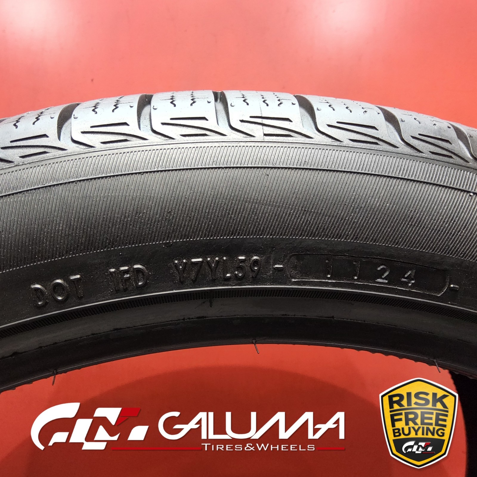 Set of 2 Tires Yokohama Advan V35A 315/35R22 315/35/22 3153522 111V XL #88733