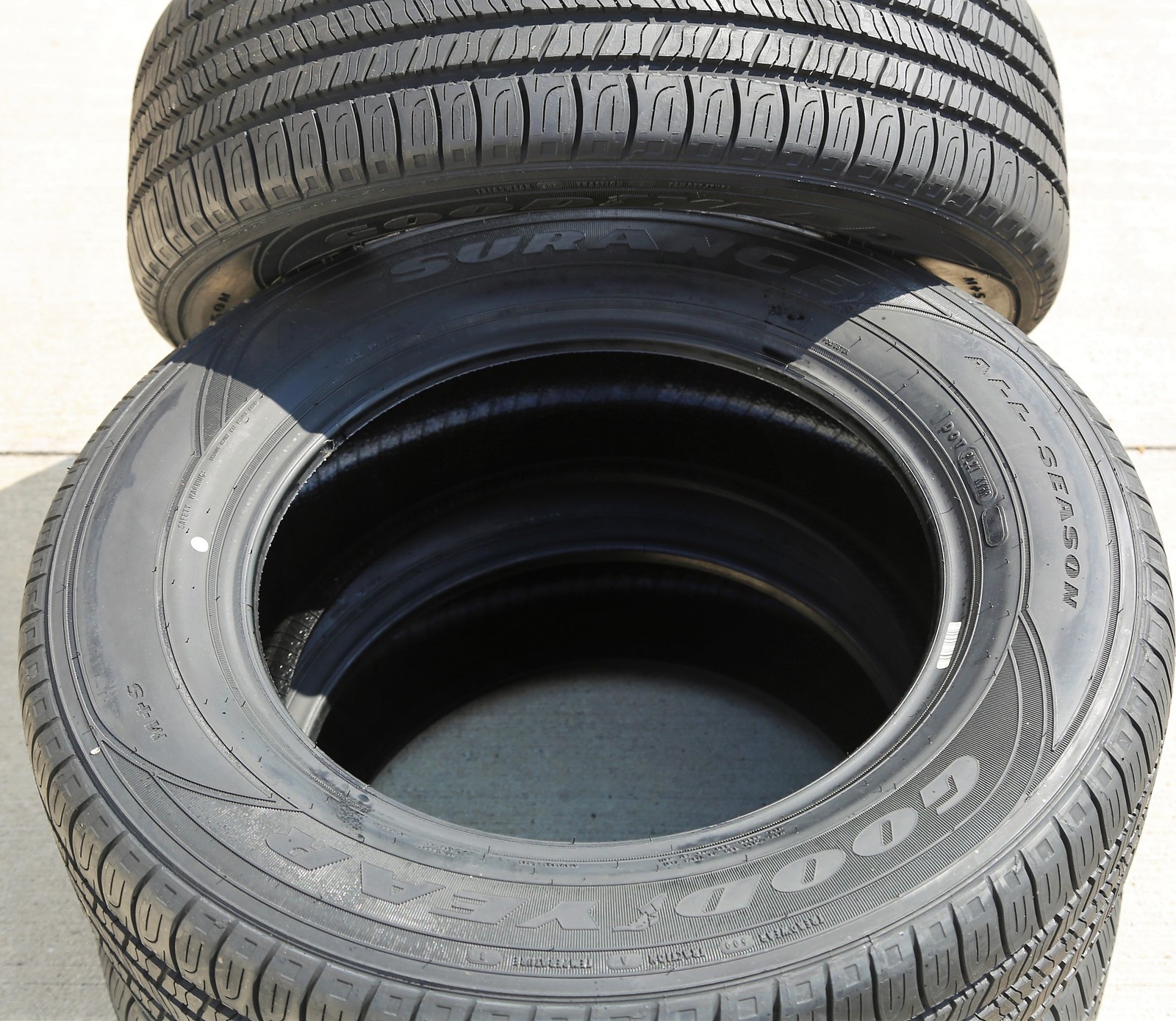 Tire Goodyear Assurance All-Season 235/45R18 94V AS A/S TakeOff