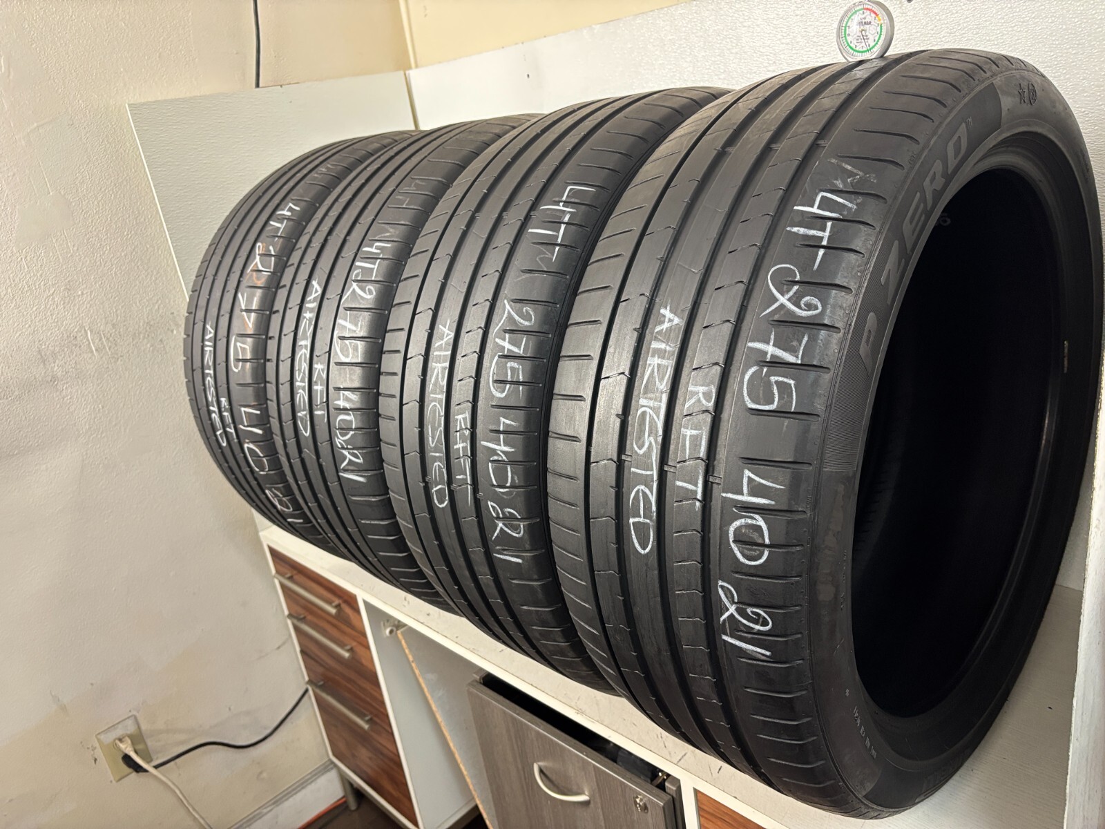NO SHIPPING ONLY LOCAL PICK UP Set 4 Tires 275 40 21 Pirelli P Zero PZ4 Run Flat