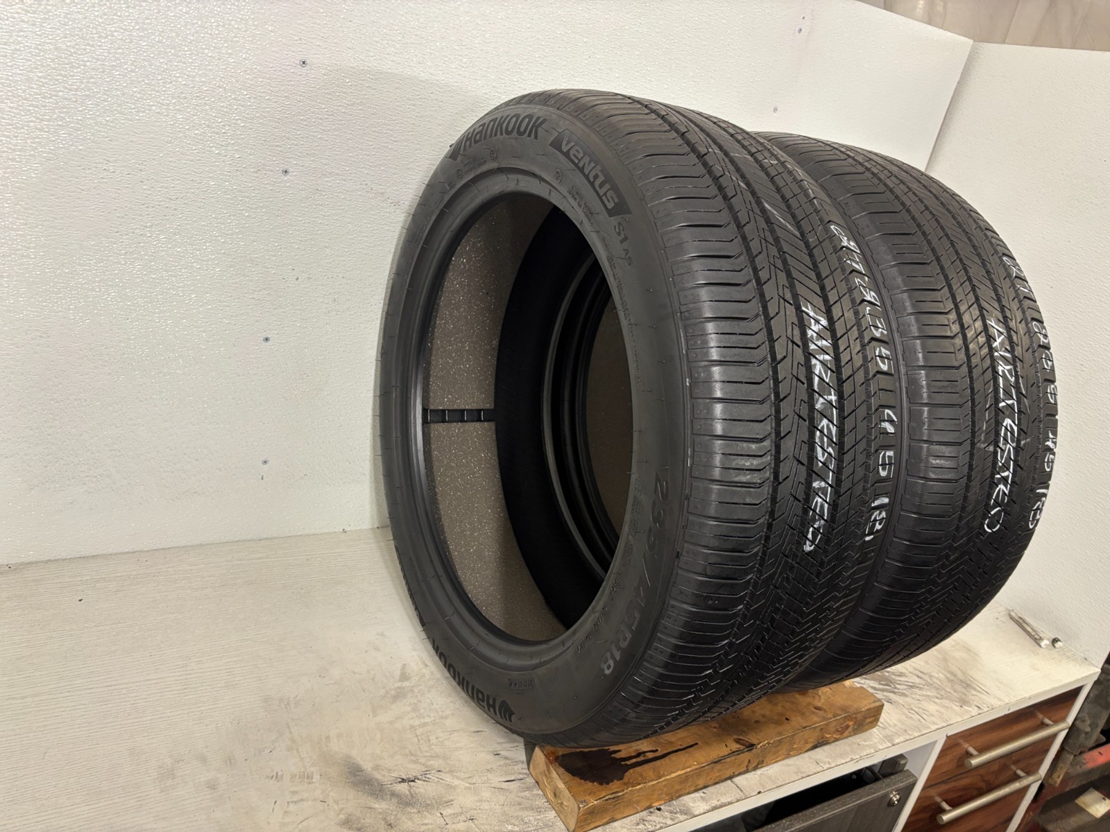 NO SHIPPING ONLY LOCAL PICK UP 2 Tires 235 45 18 Hankook Ventus S1 AS