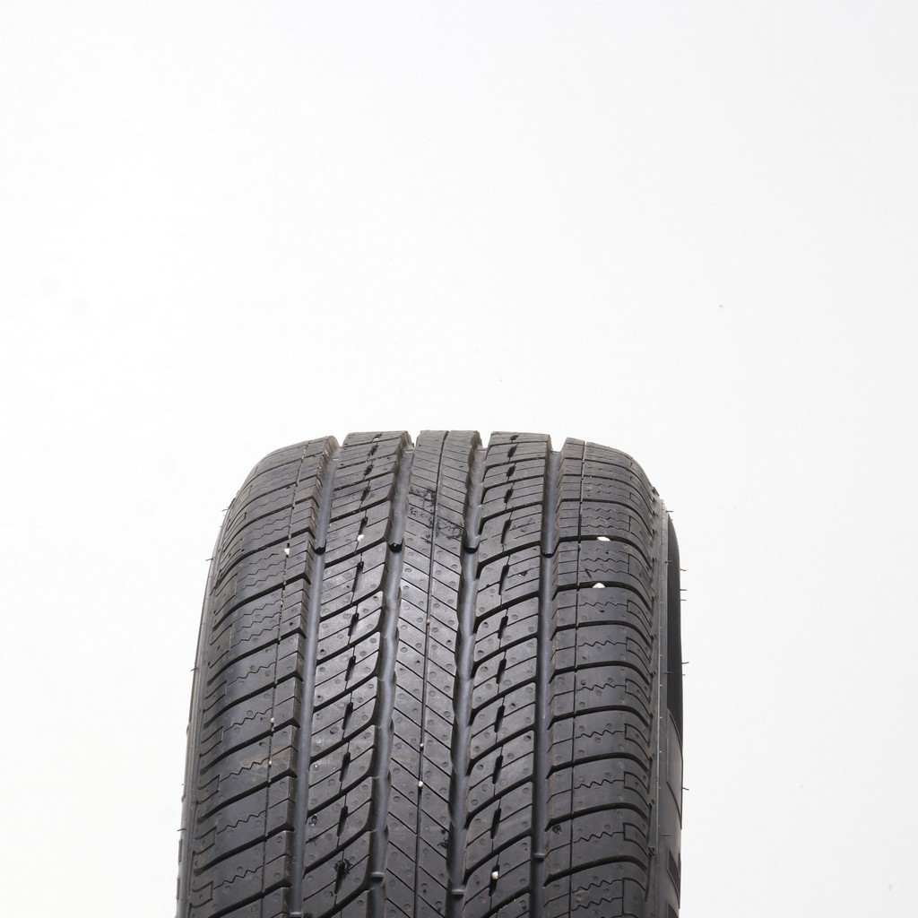 Driven Once 235/60R16 Uniroyal Tiger Paw Touring A/S 100H – 11.5/32