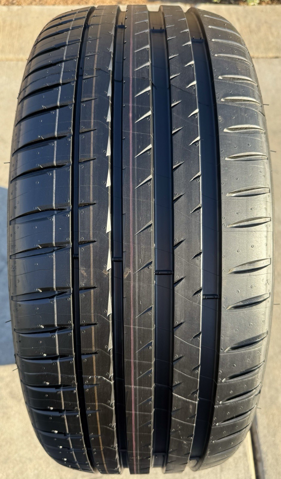 FOUR BRAND NEW 245/45R19 102Y Michelin Pilot Sport 4 Noise Cancelling Tires