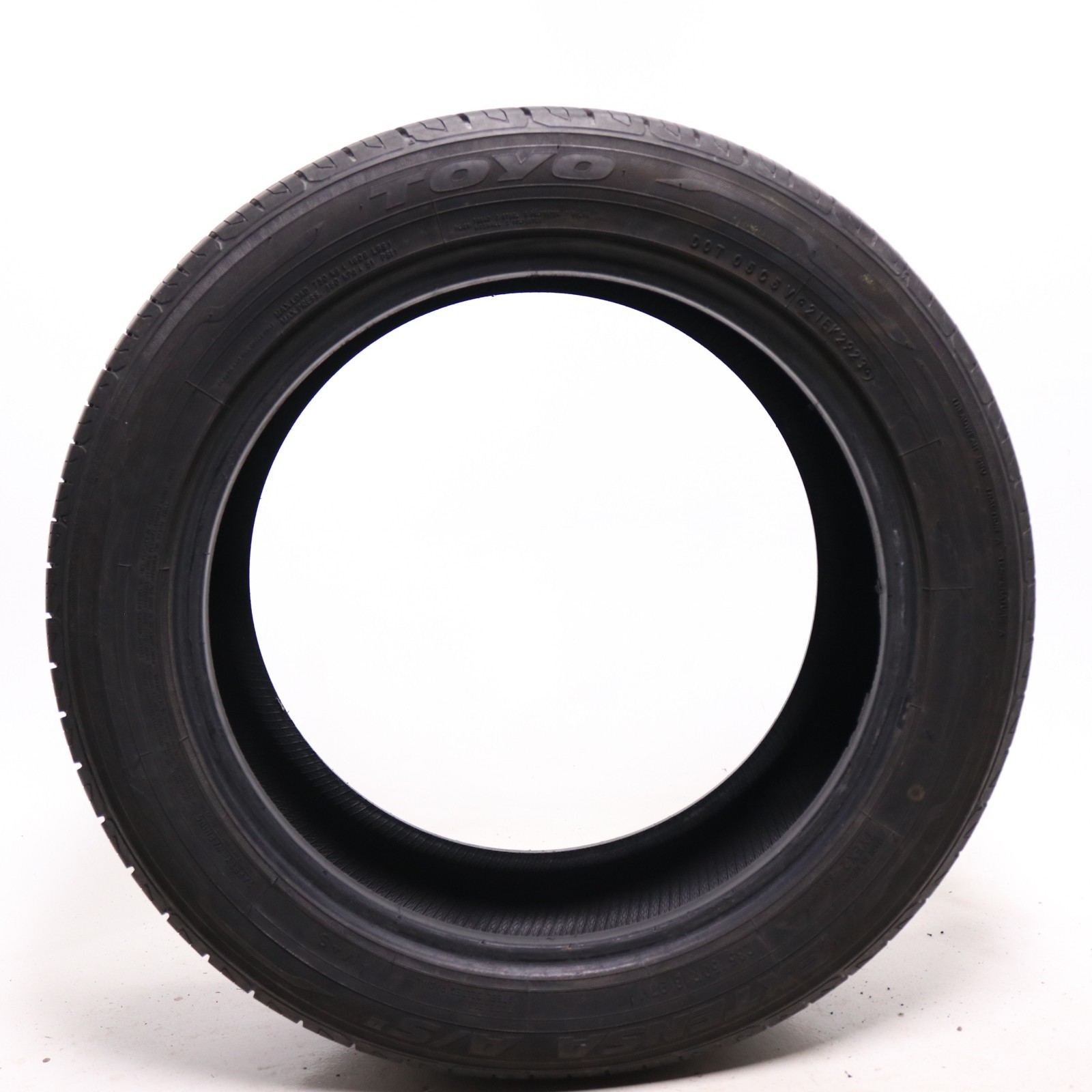 Used 235/50R18 Toyo Extensa A/S II – 97V – 9.5/32 No Repairs