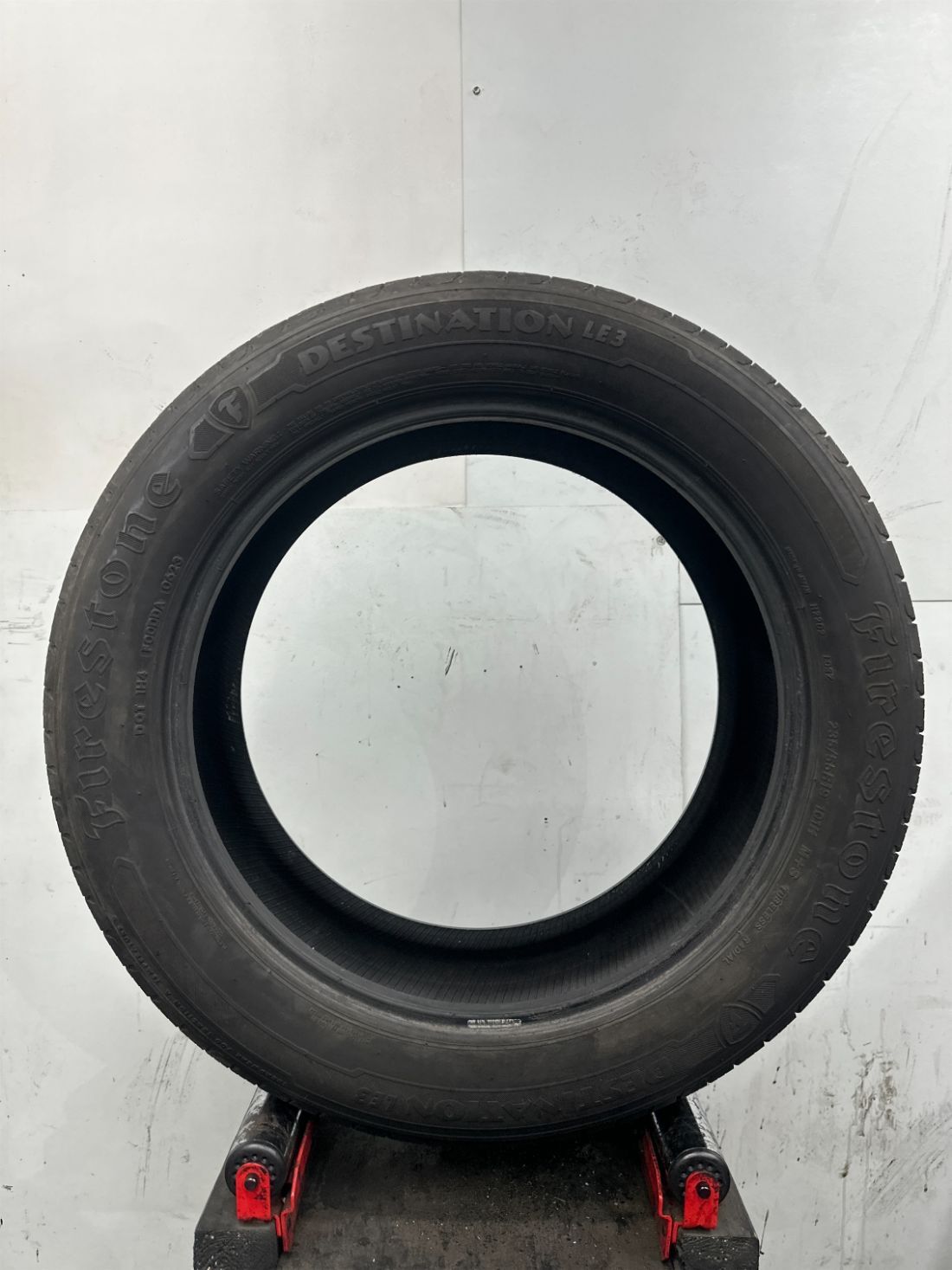 Used P235/55R19 Firestone Destination LE3 101 H – 8/32